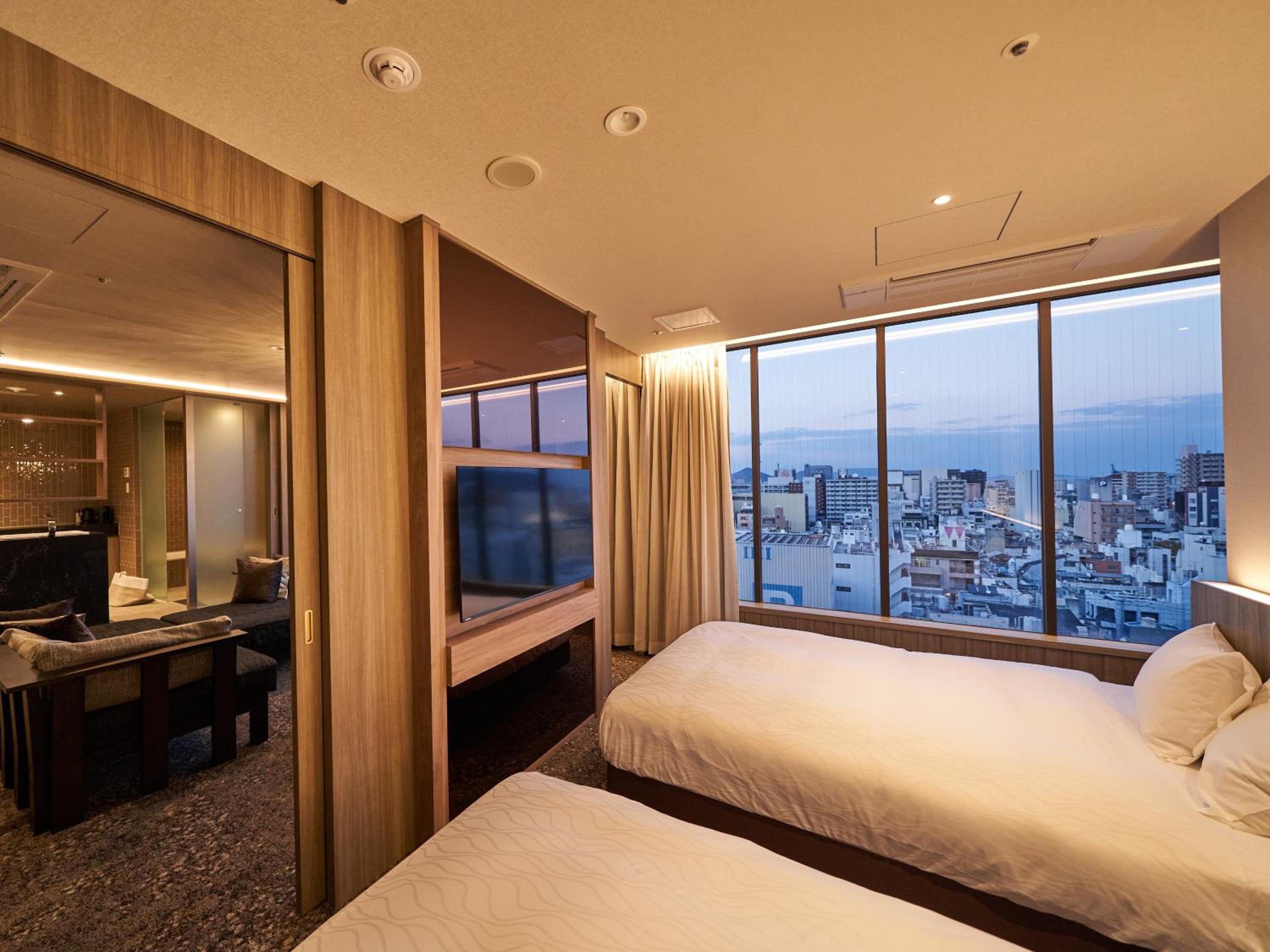 Executive Twin Room - Photo 12