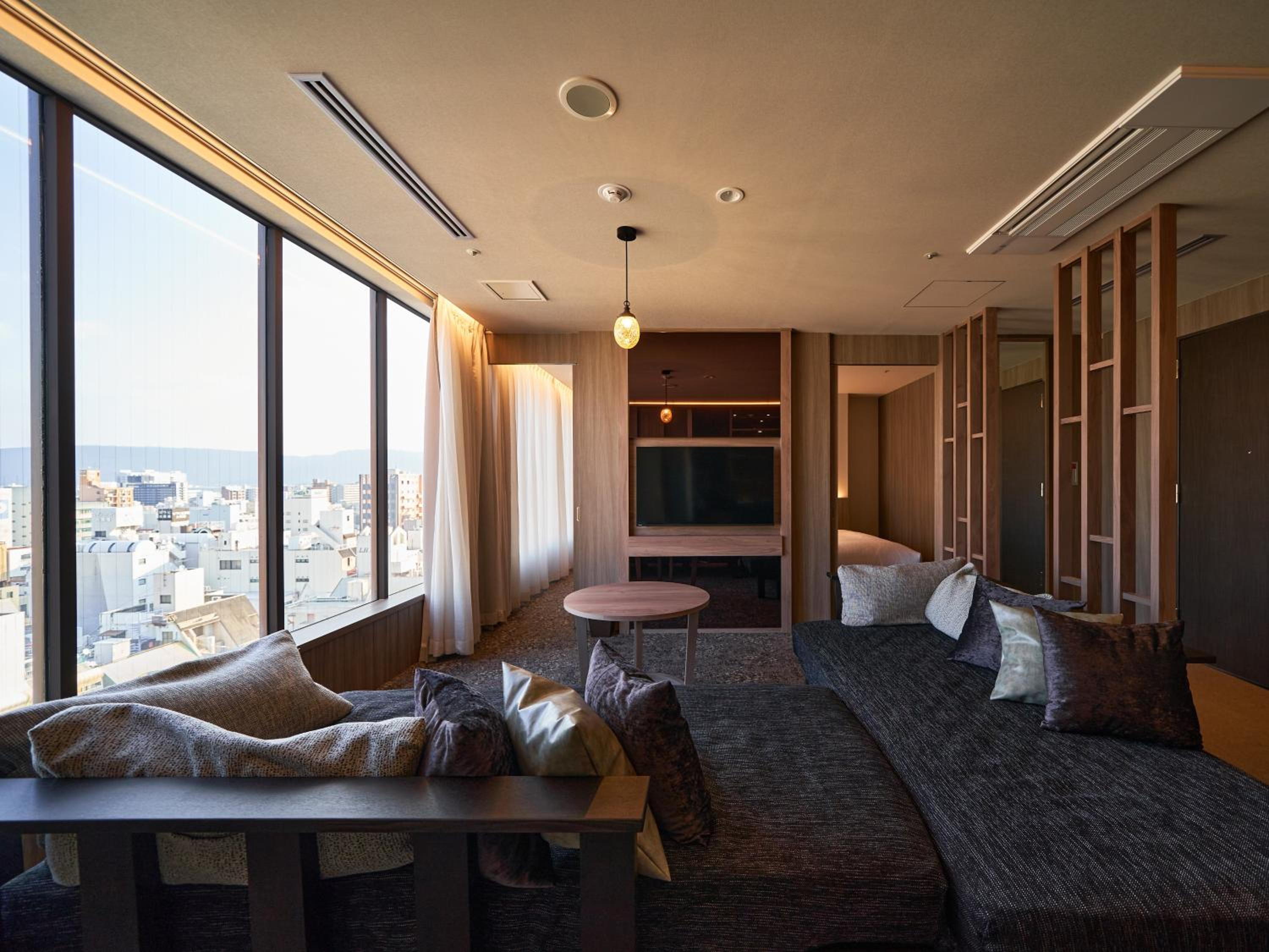 Executive Twin Room - Photo 8