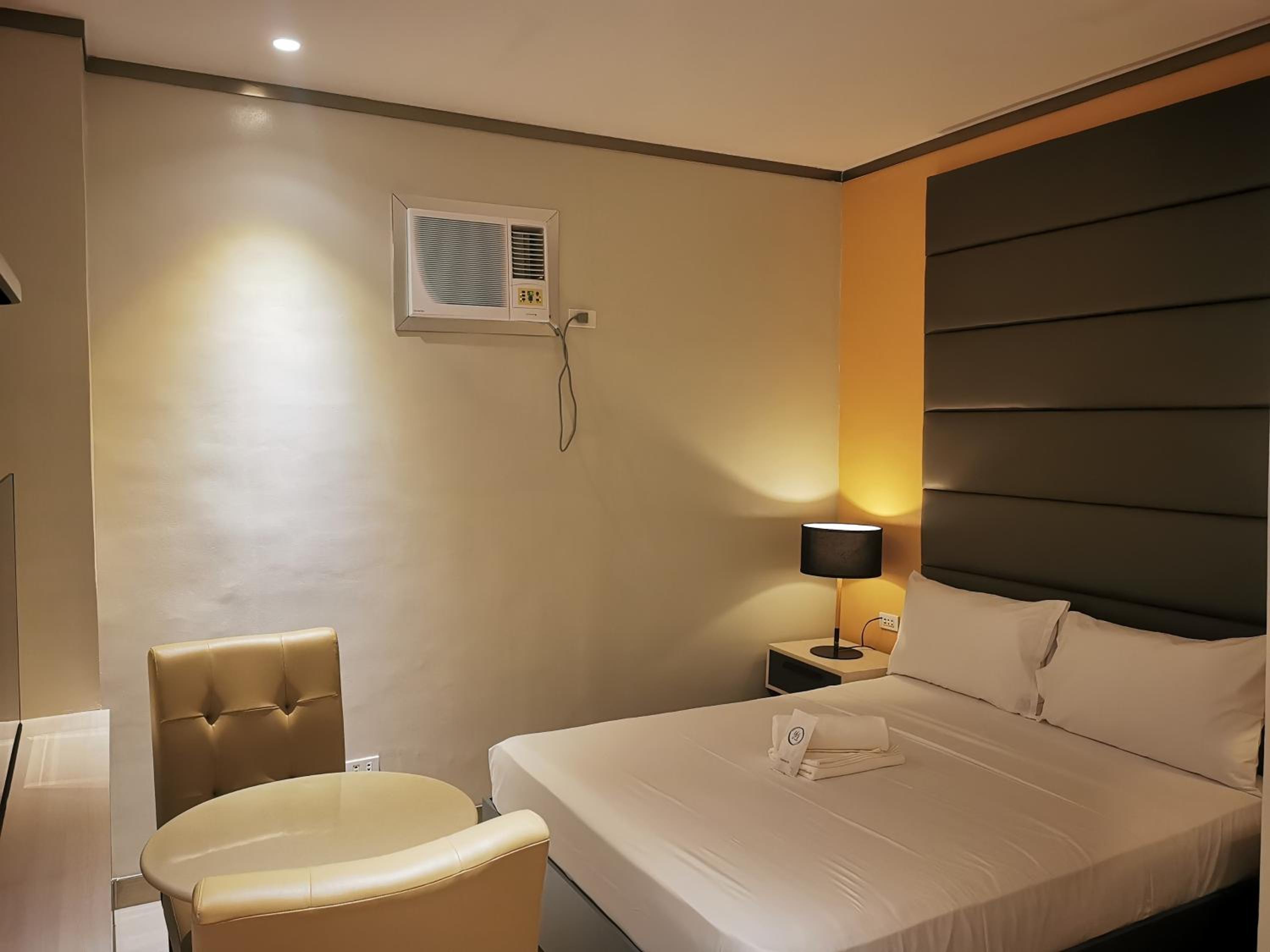 Deluxe Room - Photo 3