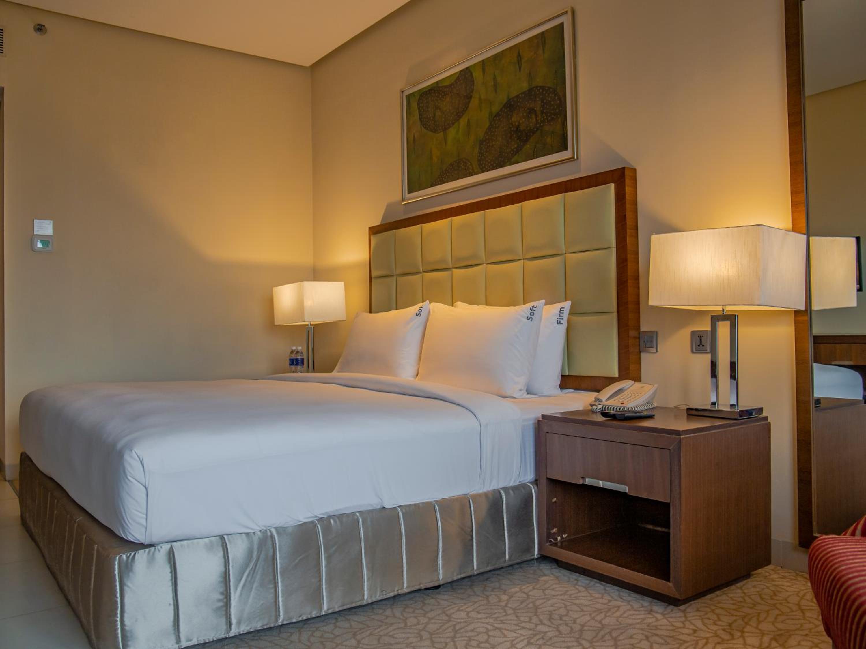 King Room - Disability Access - Photo 10