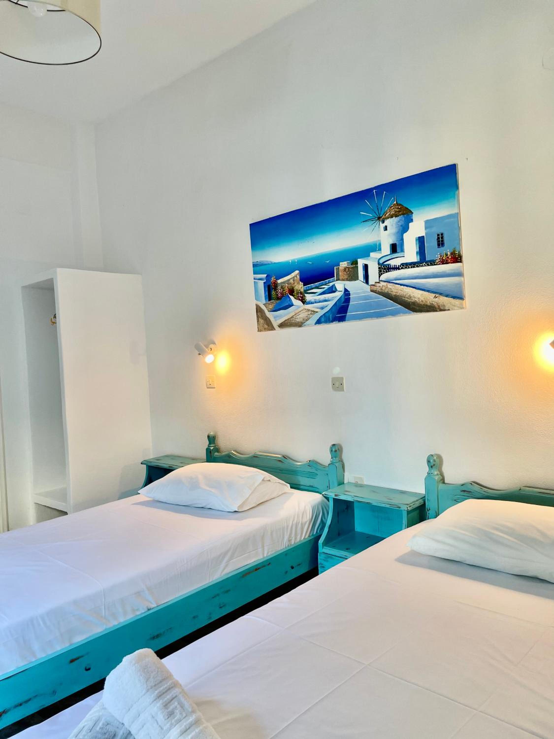 Standard Twin Room photo 3