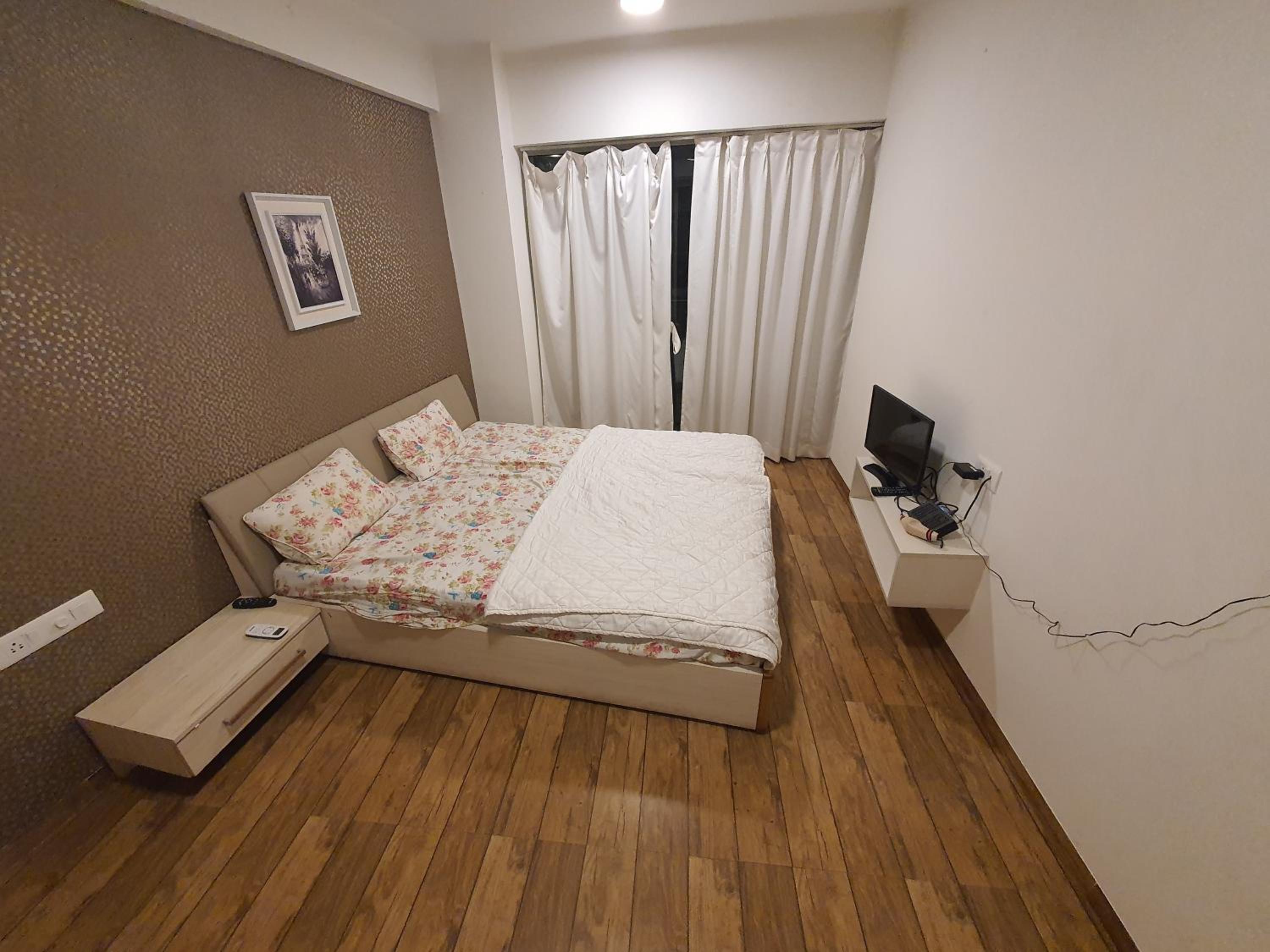 Two-Bedroom Apartment - Photo 7