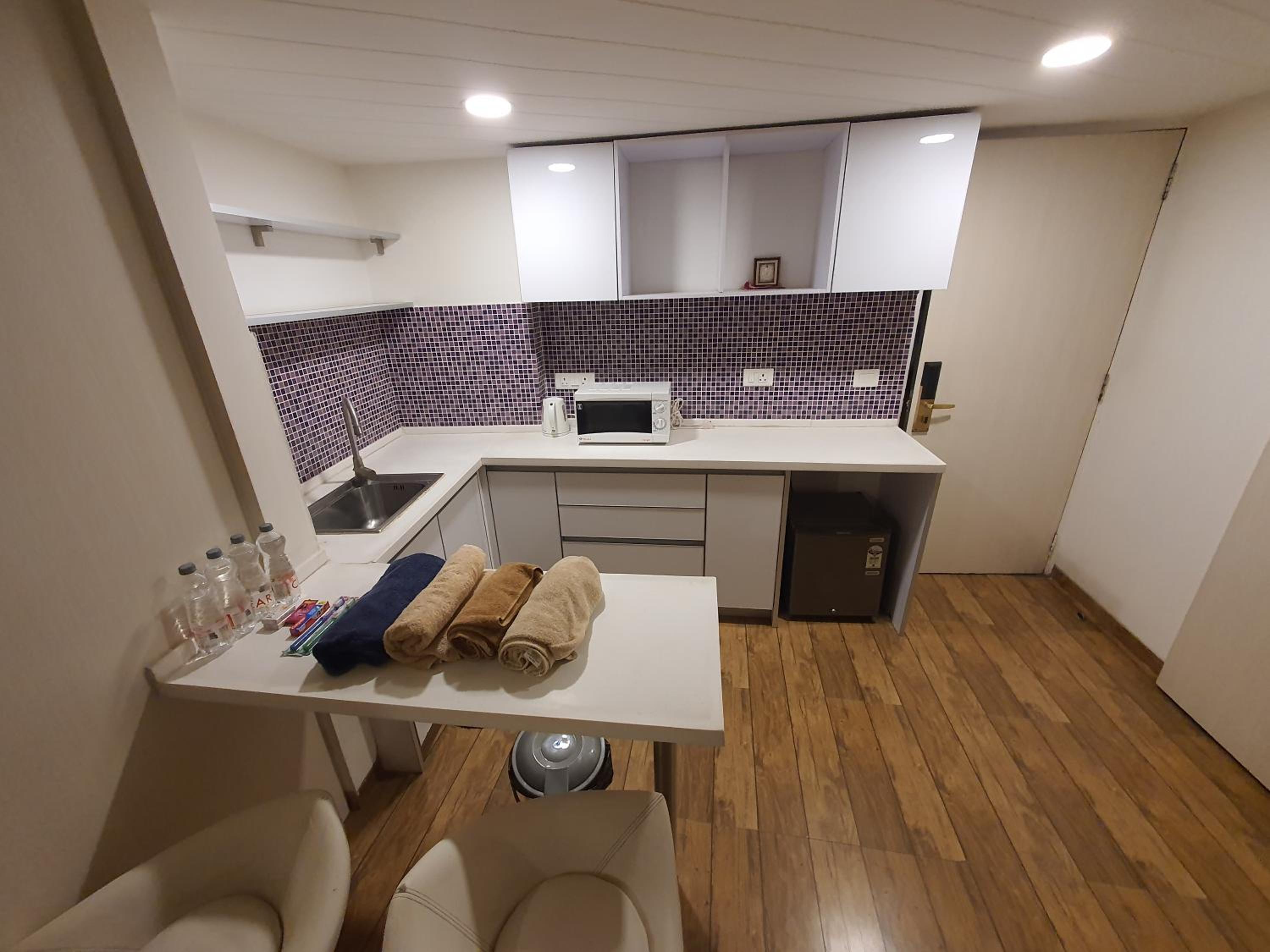 Two-Bedroom Apartment - Photo 4