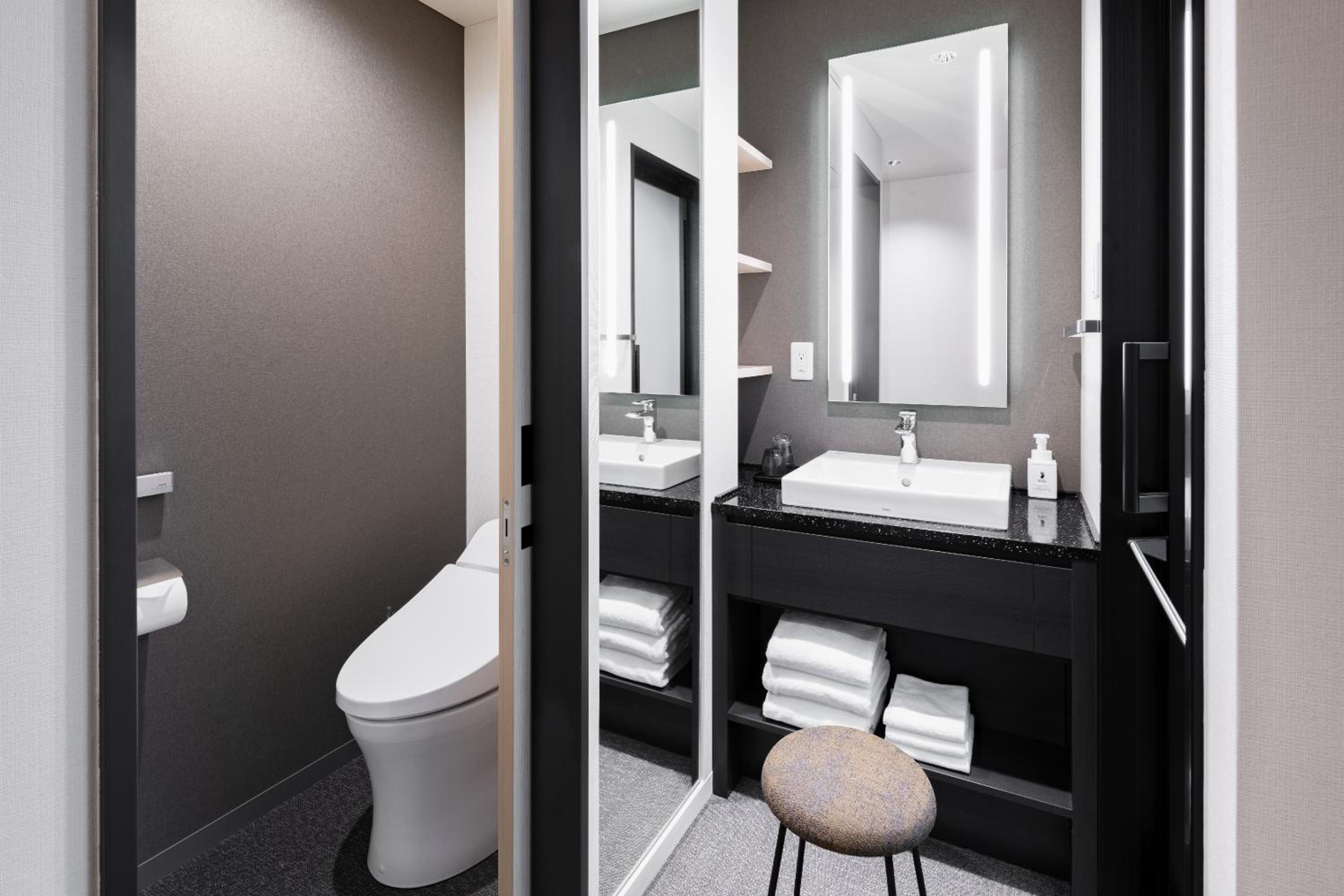 Standard Triple Room (12th-23rd Floor) - Non-Smoking - Photo 8