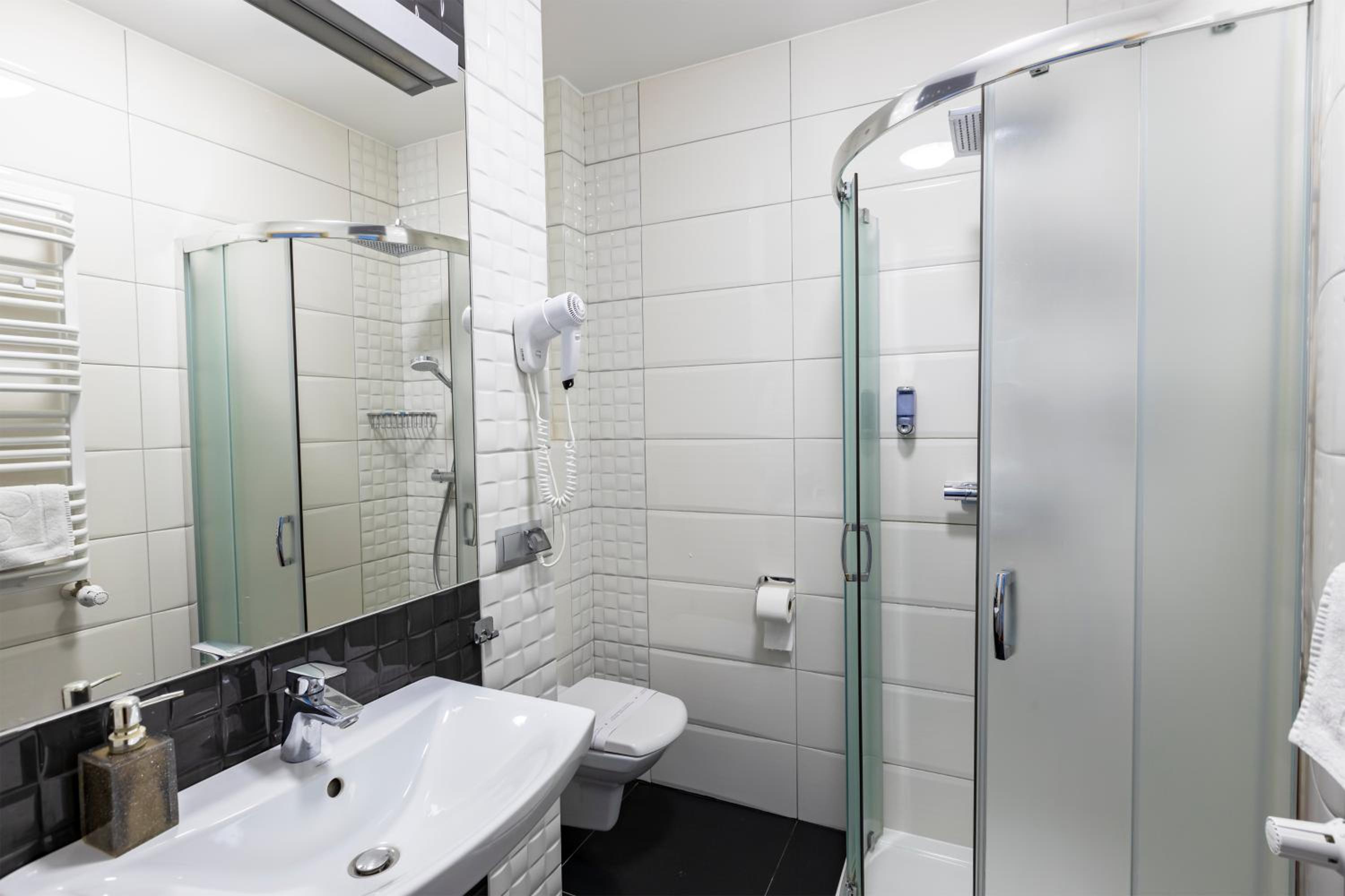Large Double Room photo 3