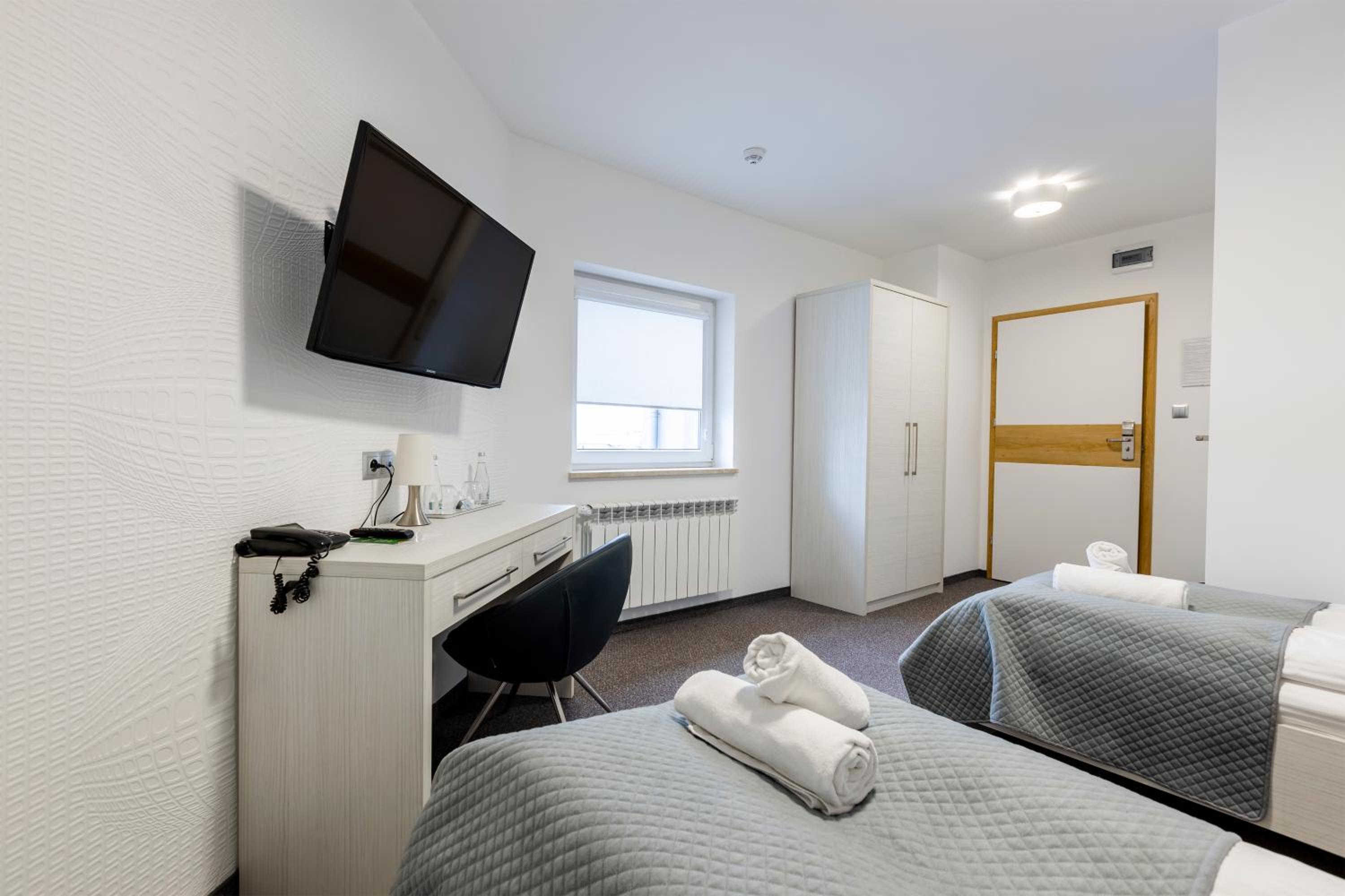 Large Double Room photo 2
