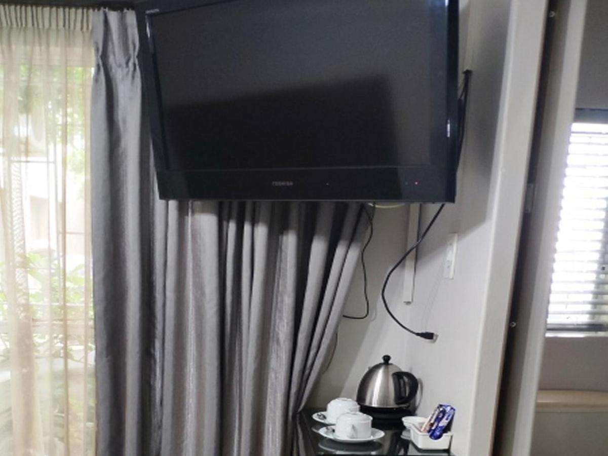 Standard Twin Room - Photo 3