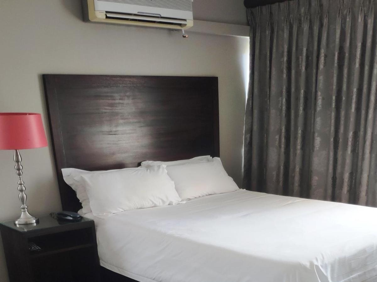 Economy Double Room - Photo 6