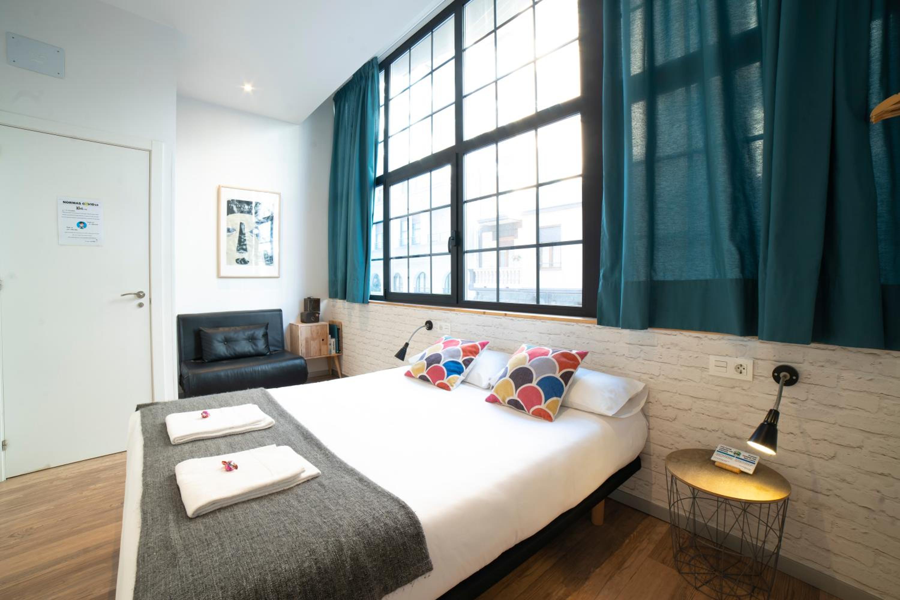 Double Room with Private Bathroom photo 2