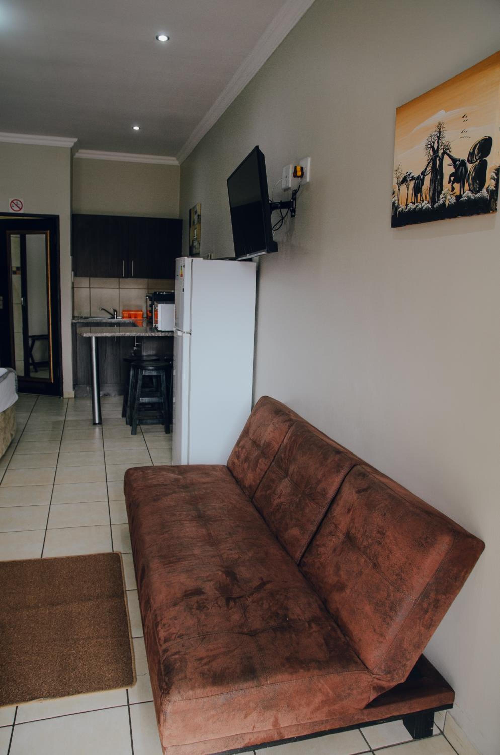 Family Room with Bath photo 1