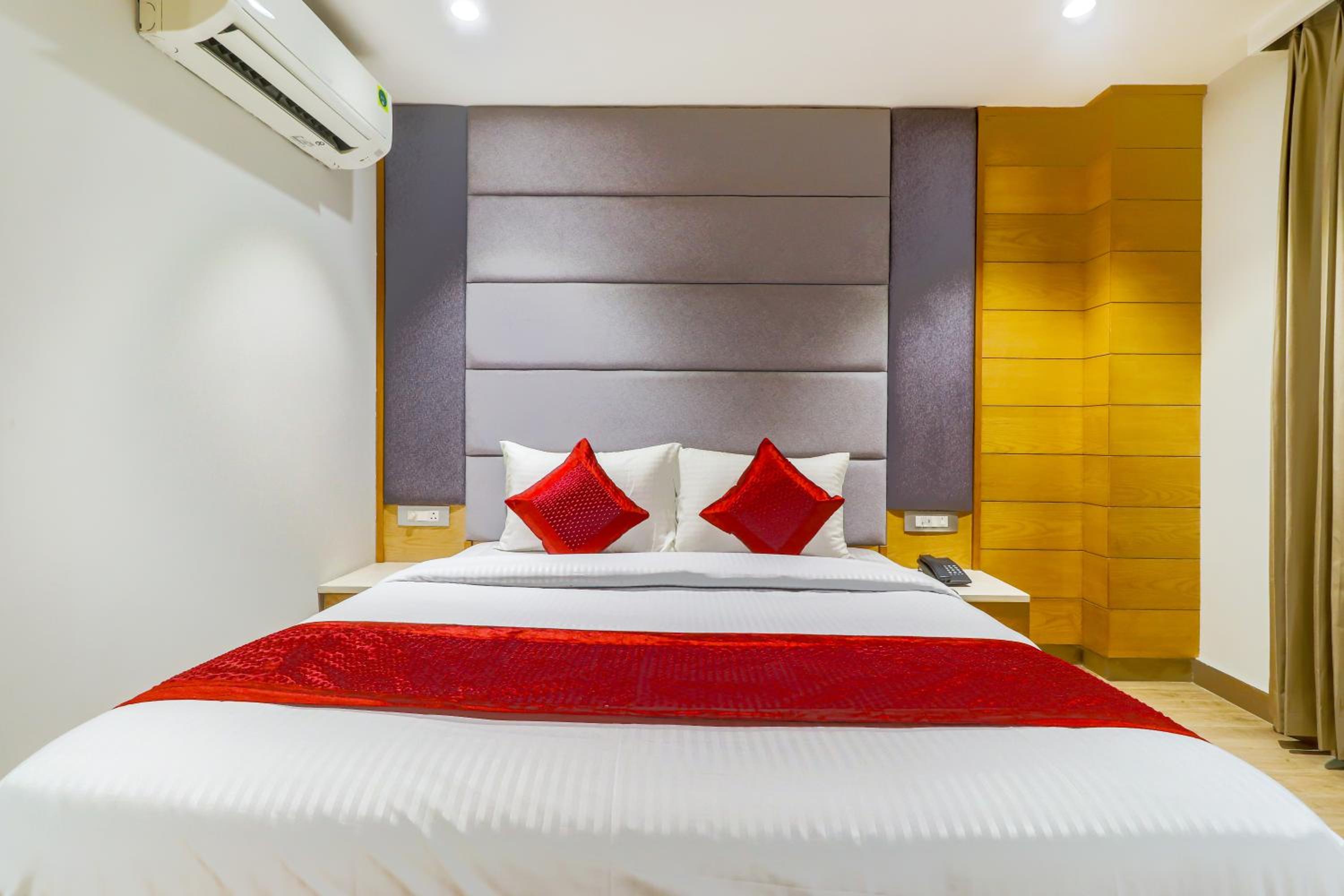 Standard Double Room - Photo 7