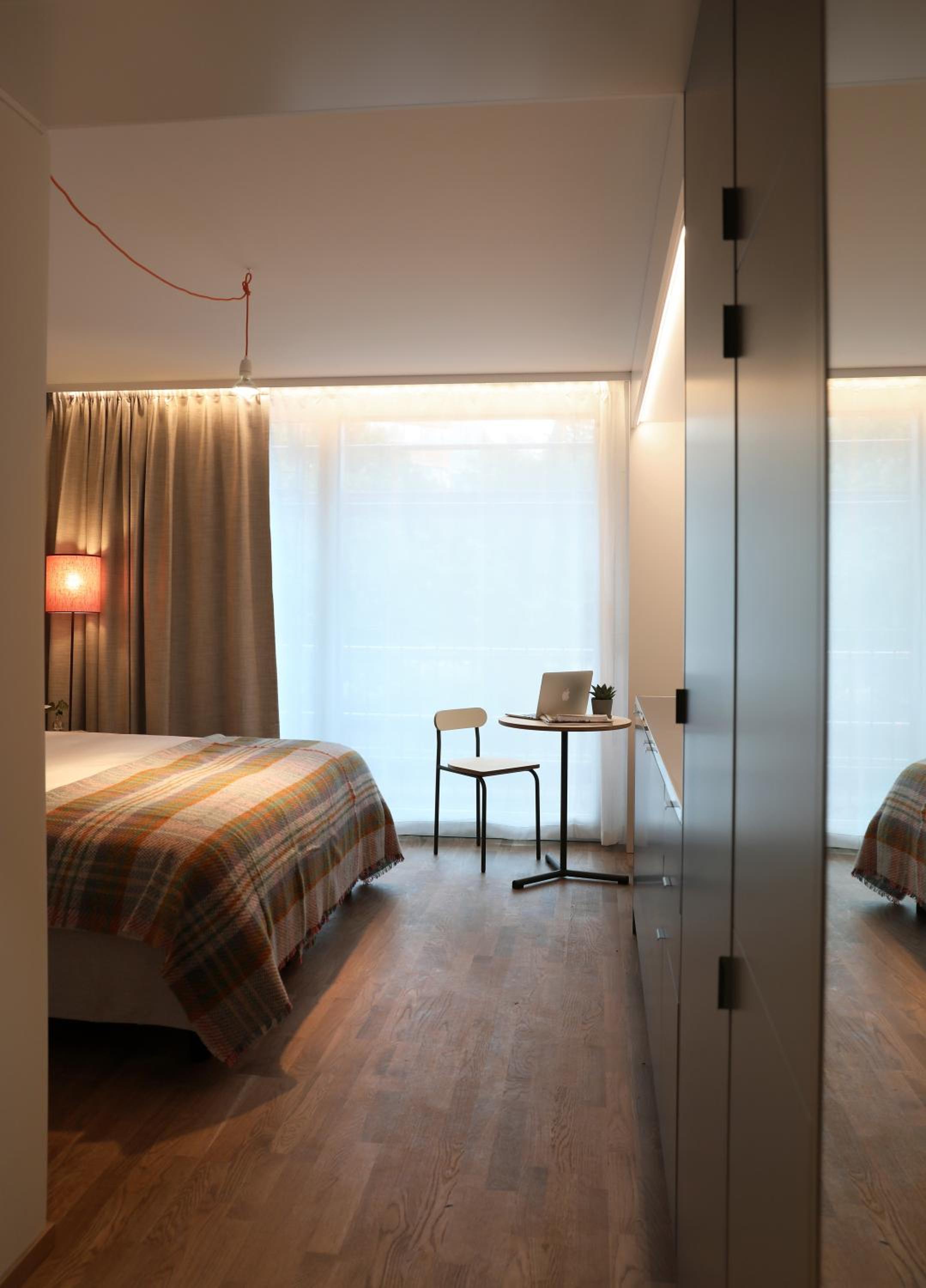 Twin Studio with Balcony - Accessible - Photo 7
