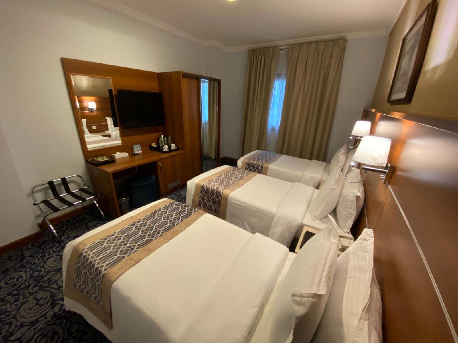 Basic Triple Room