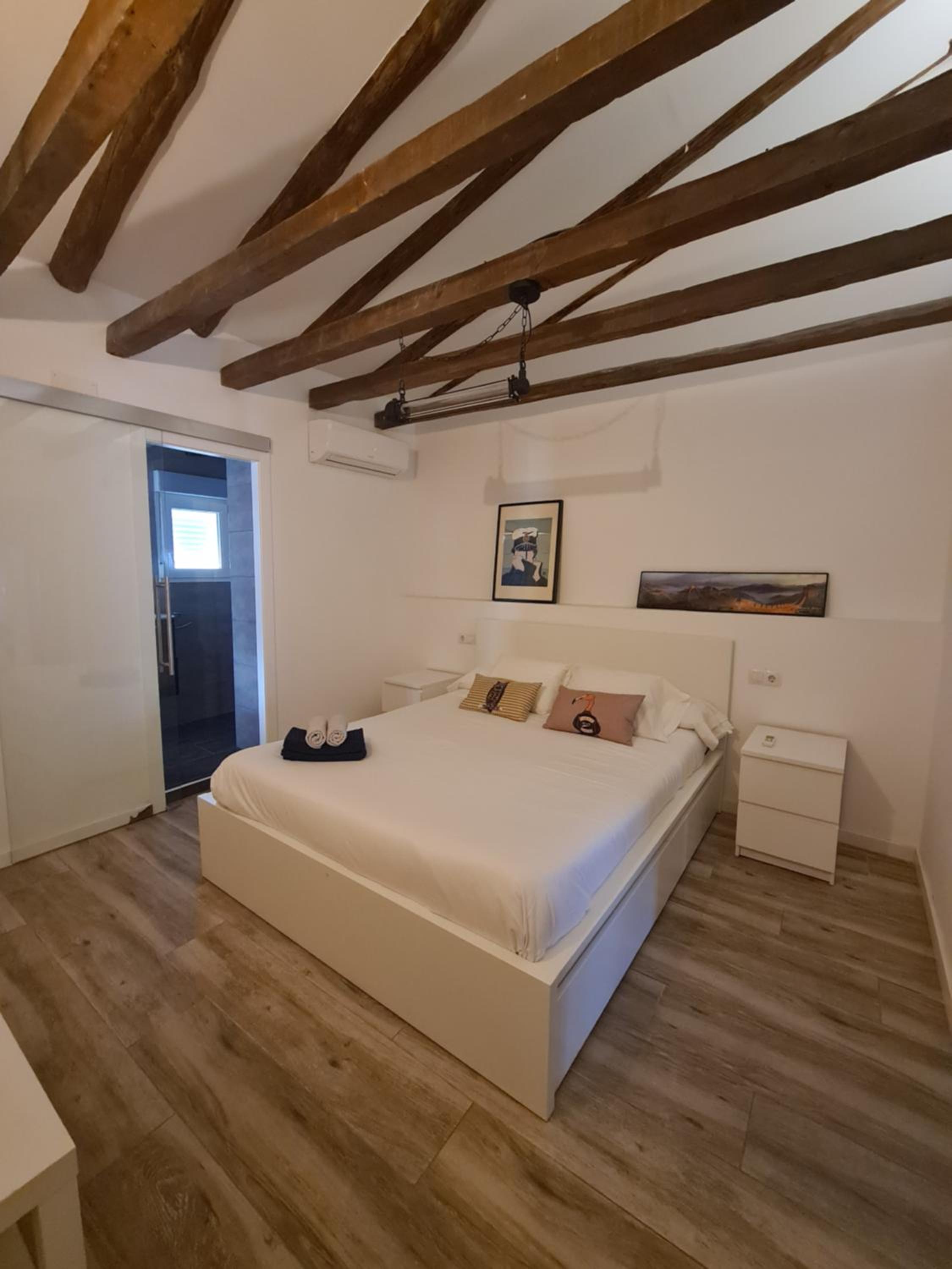 Two-Bedroom Apartment - Photo 16