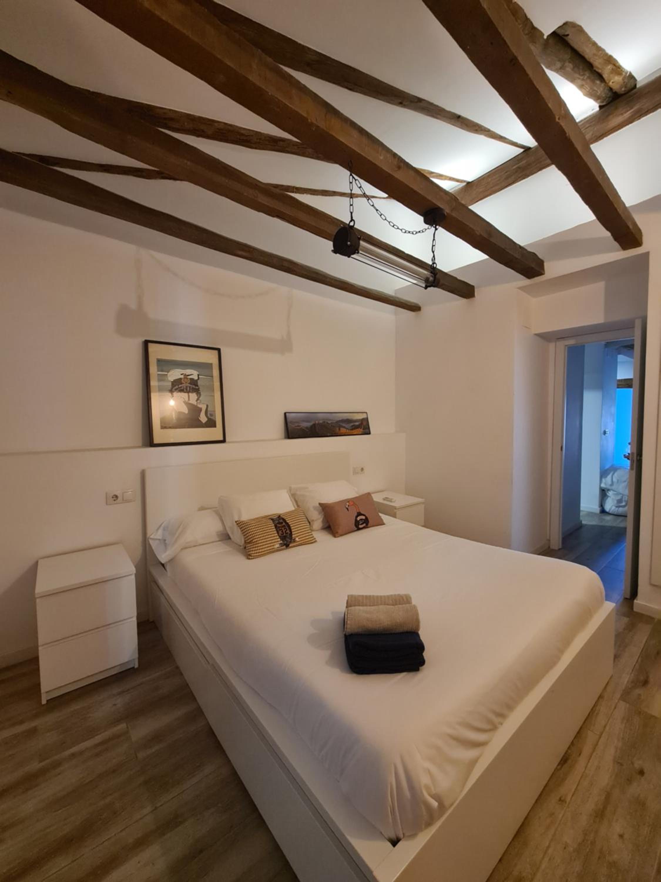 Two-Bedroom Apartment - Photo 17