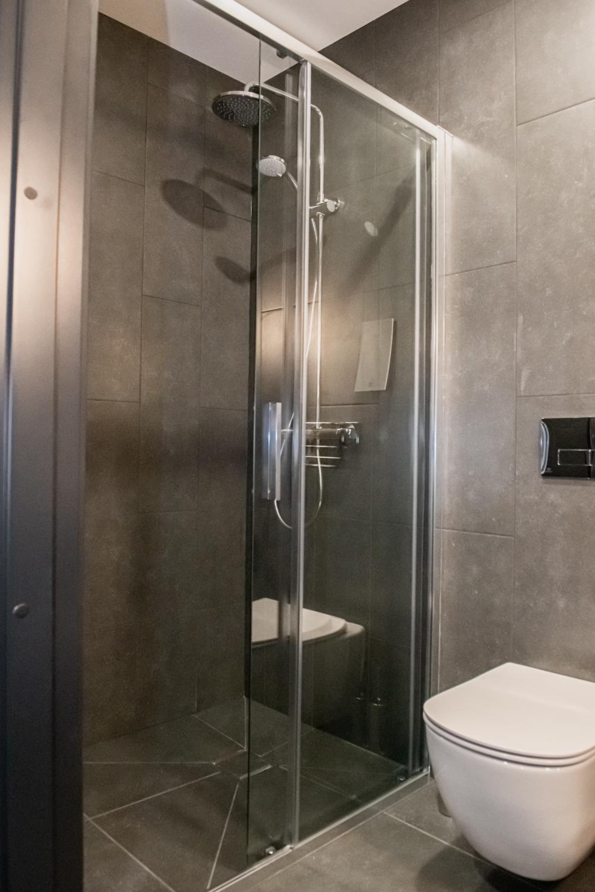 Business Double Room - Photo 9