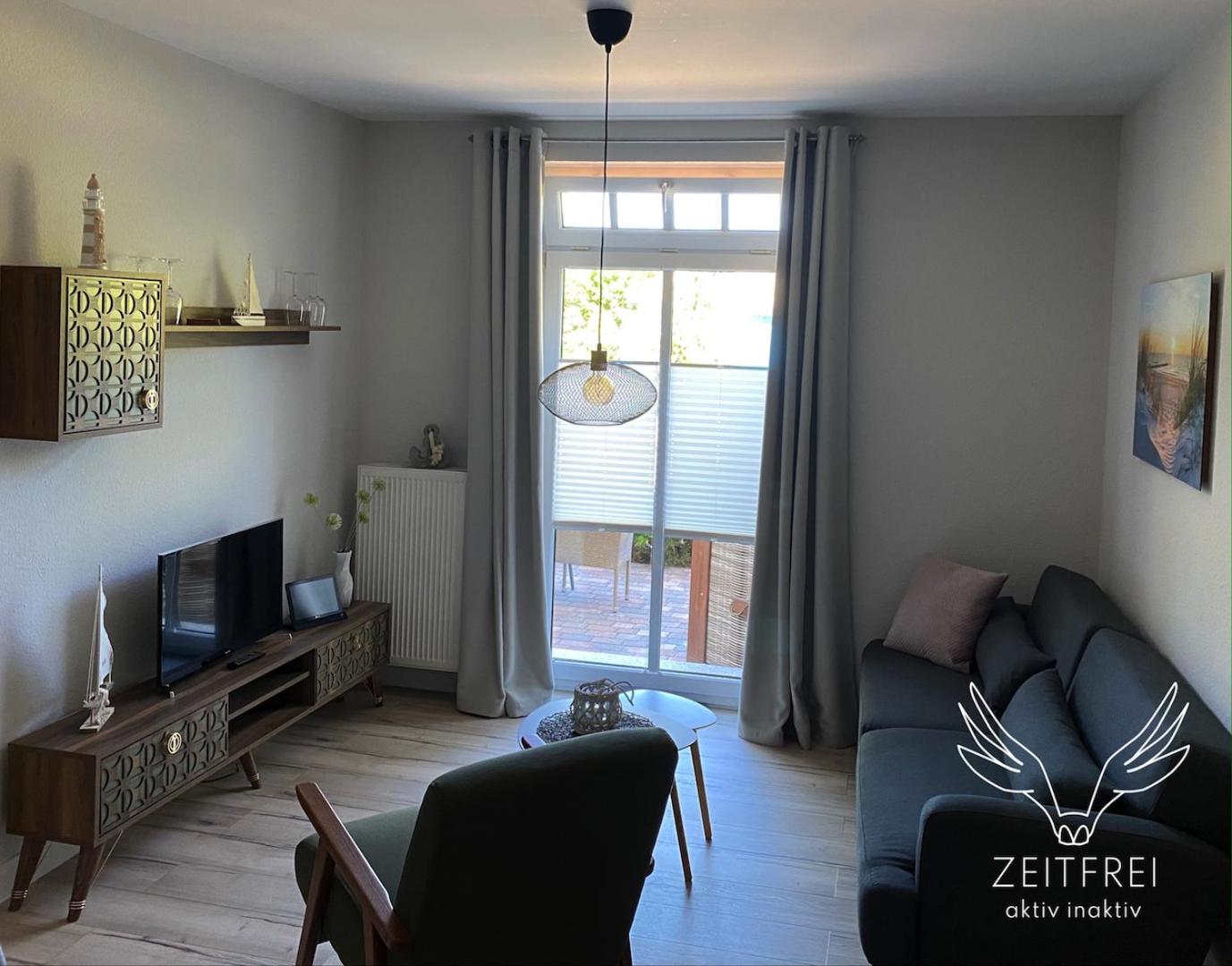 Apartment with Terrace photo 1