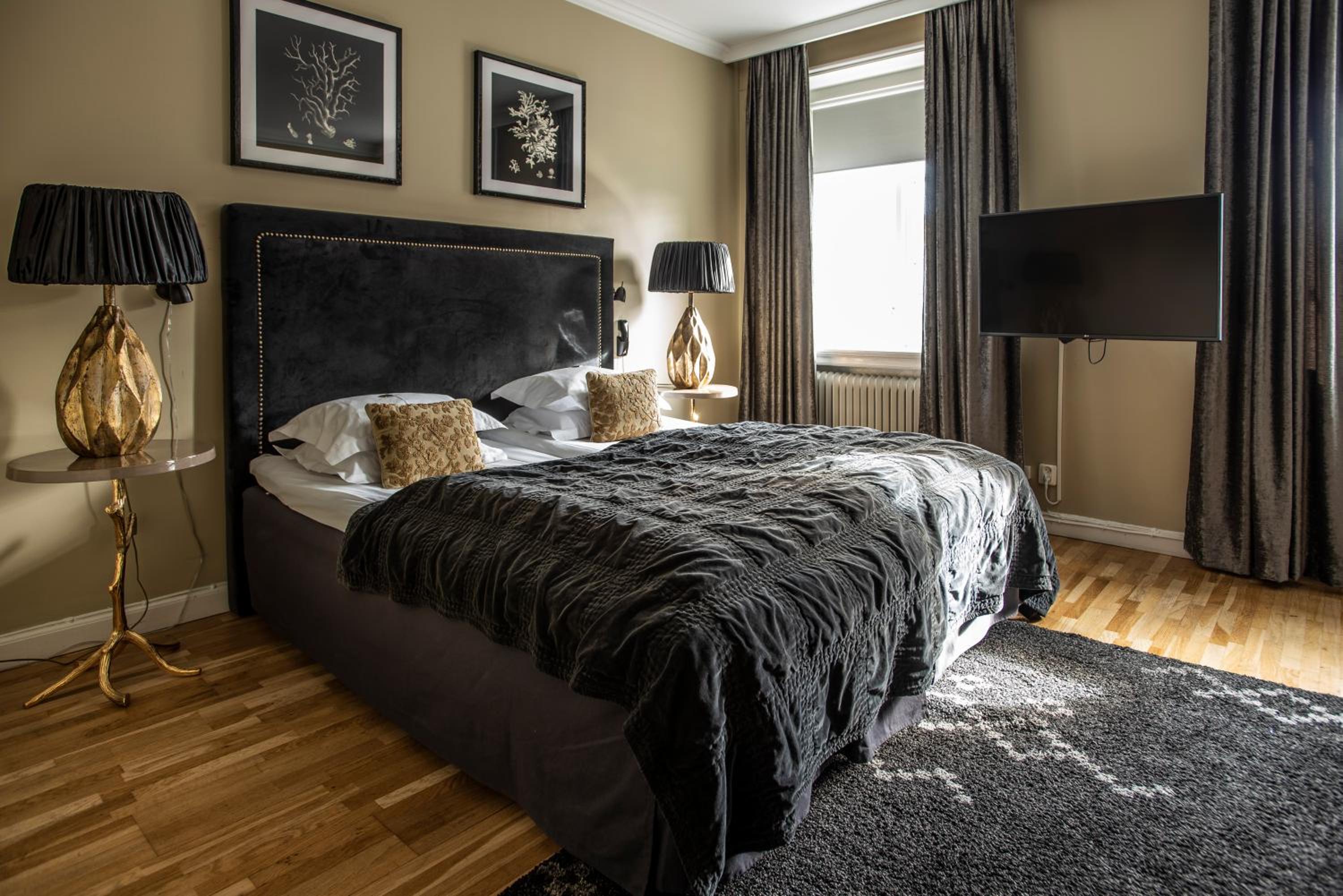 Twin Room - Photo 25
