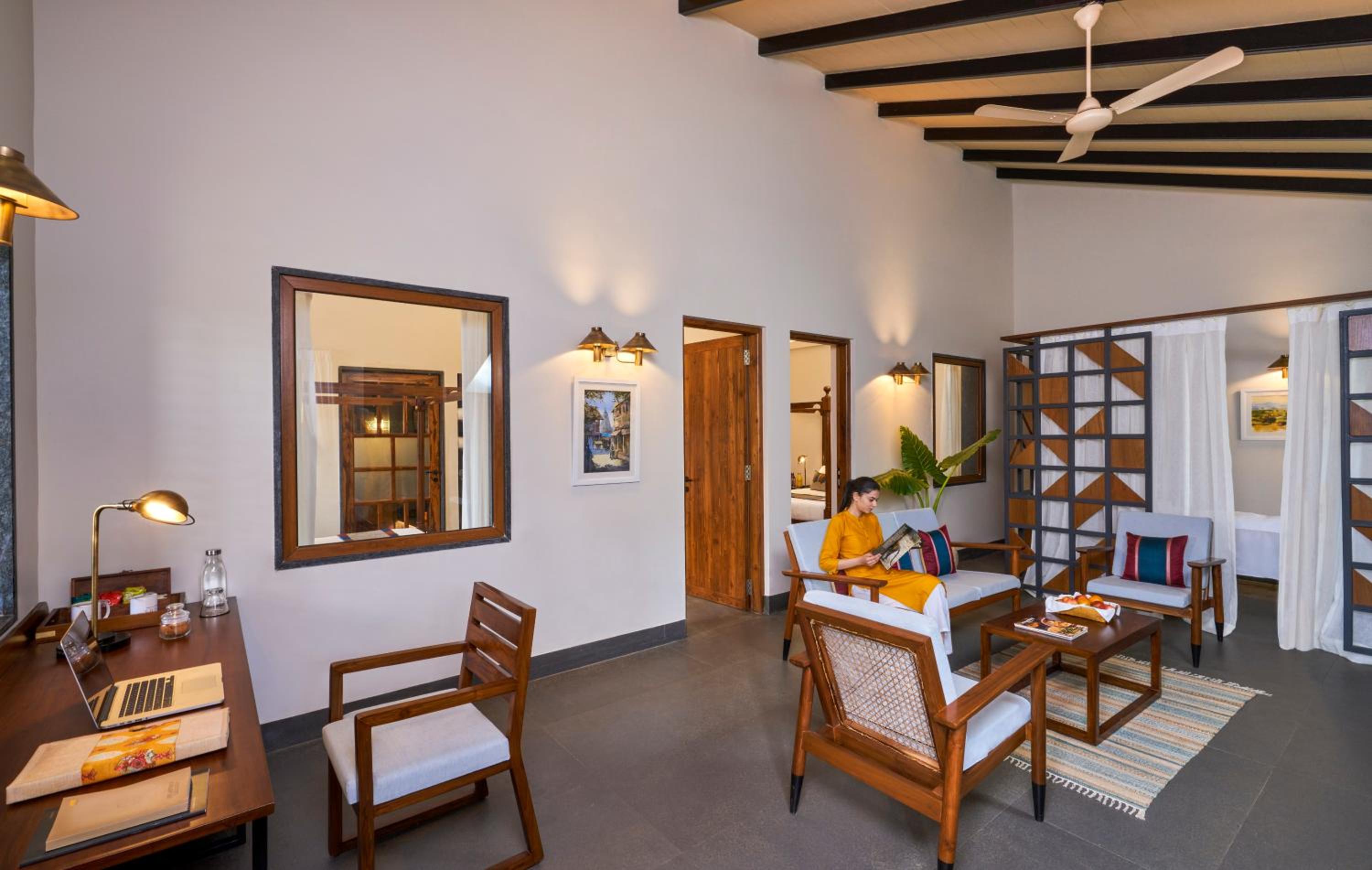 Villa with Private Pool - Photo 2