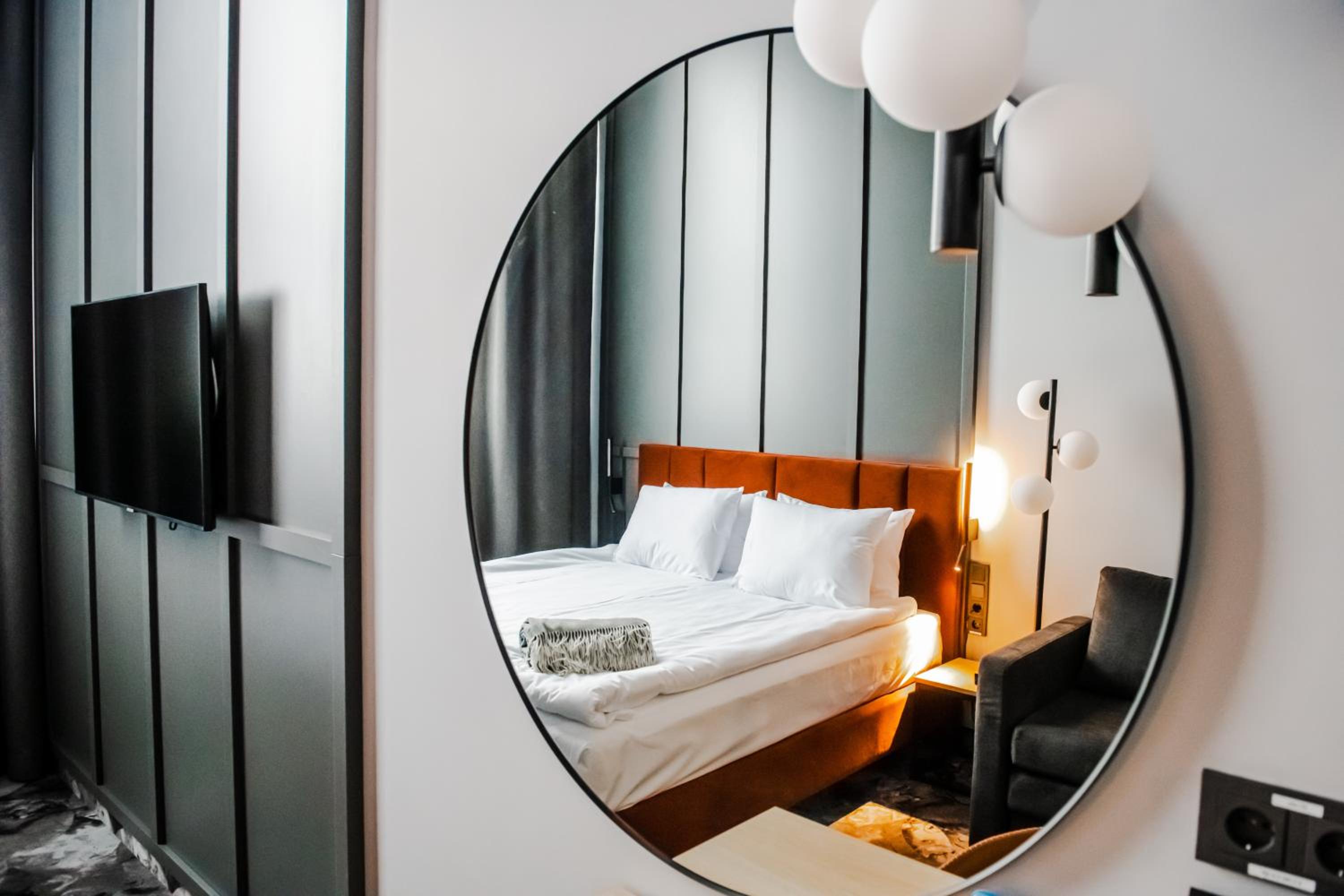 Business Double Room - Photo 3