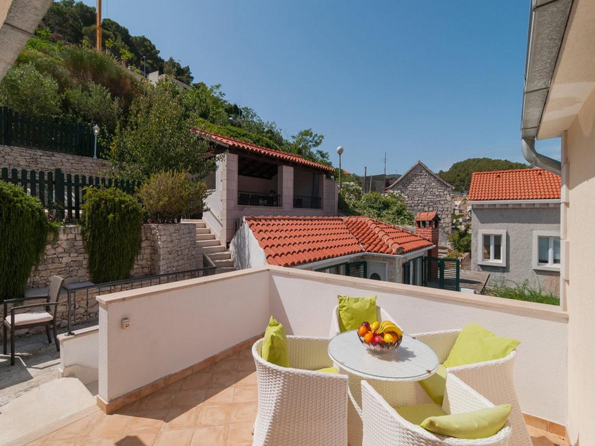 Villa with Swimming Pool photo 2