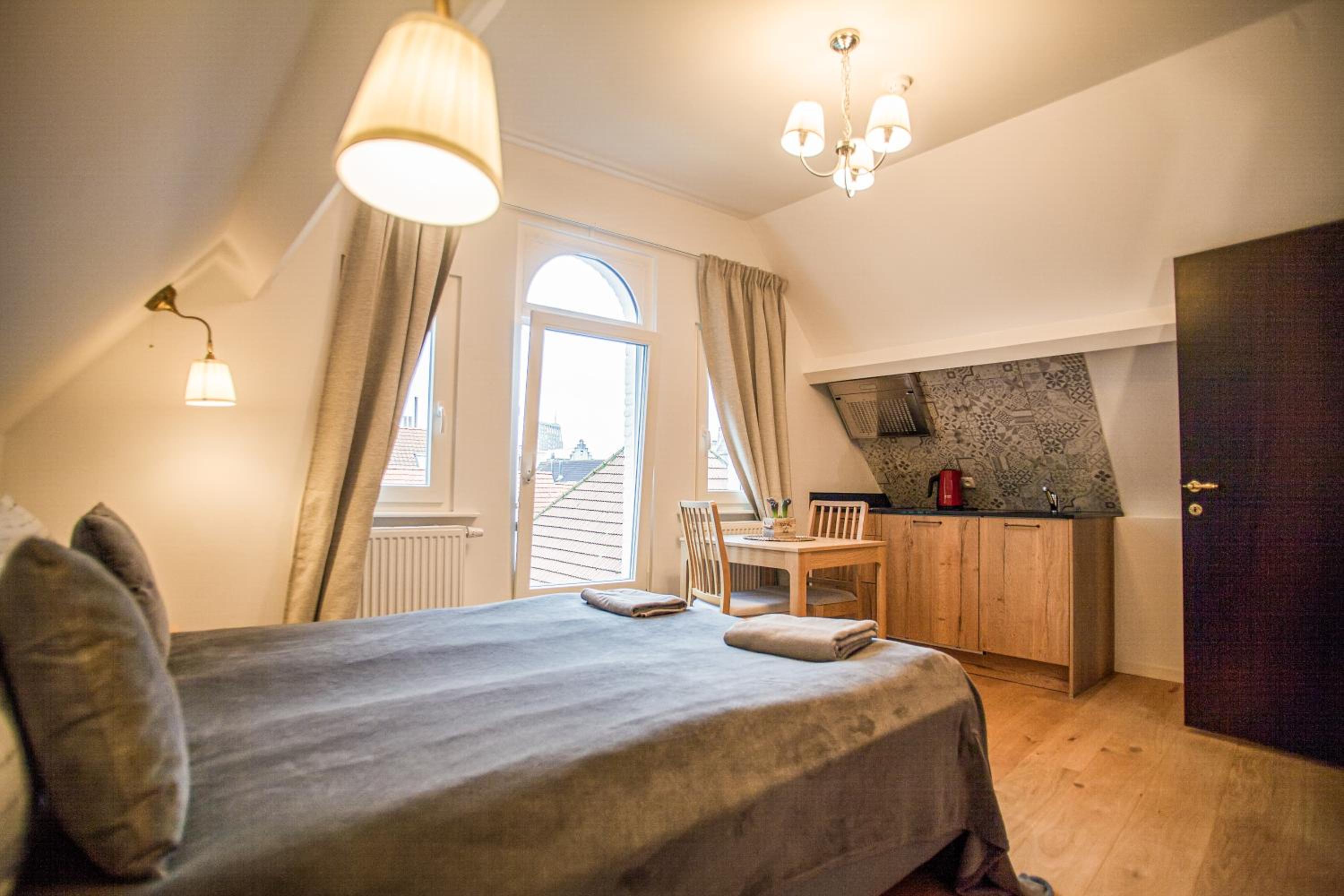 Studio Apartment photo 1