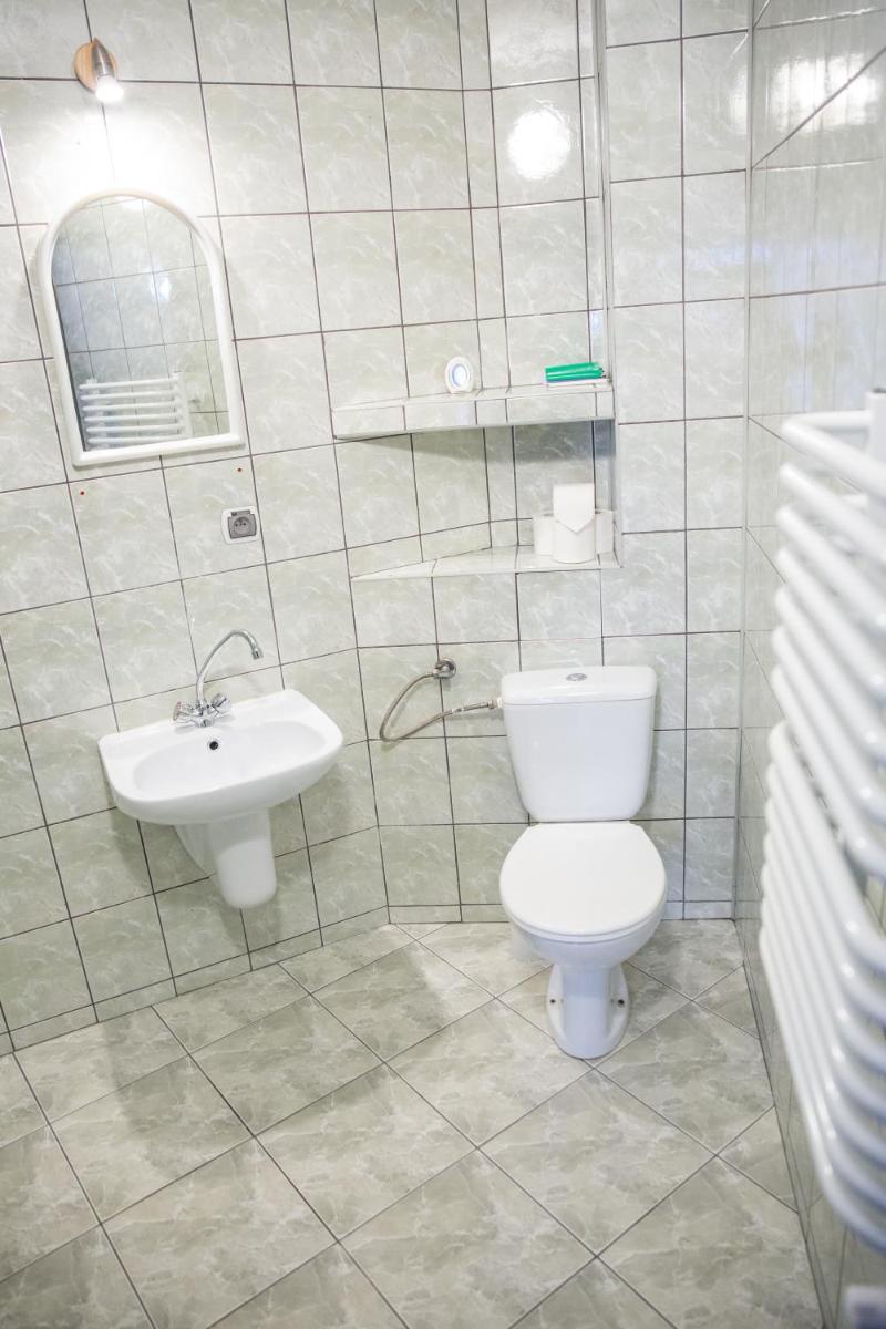 Double Room with Private Bathroom photo 3