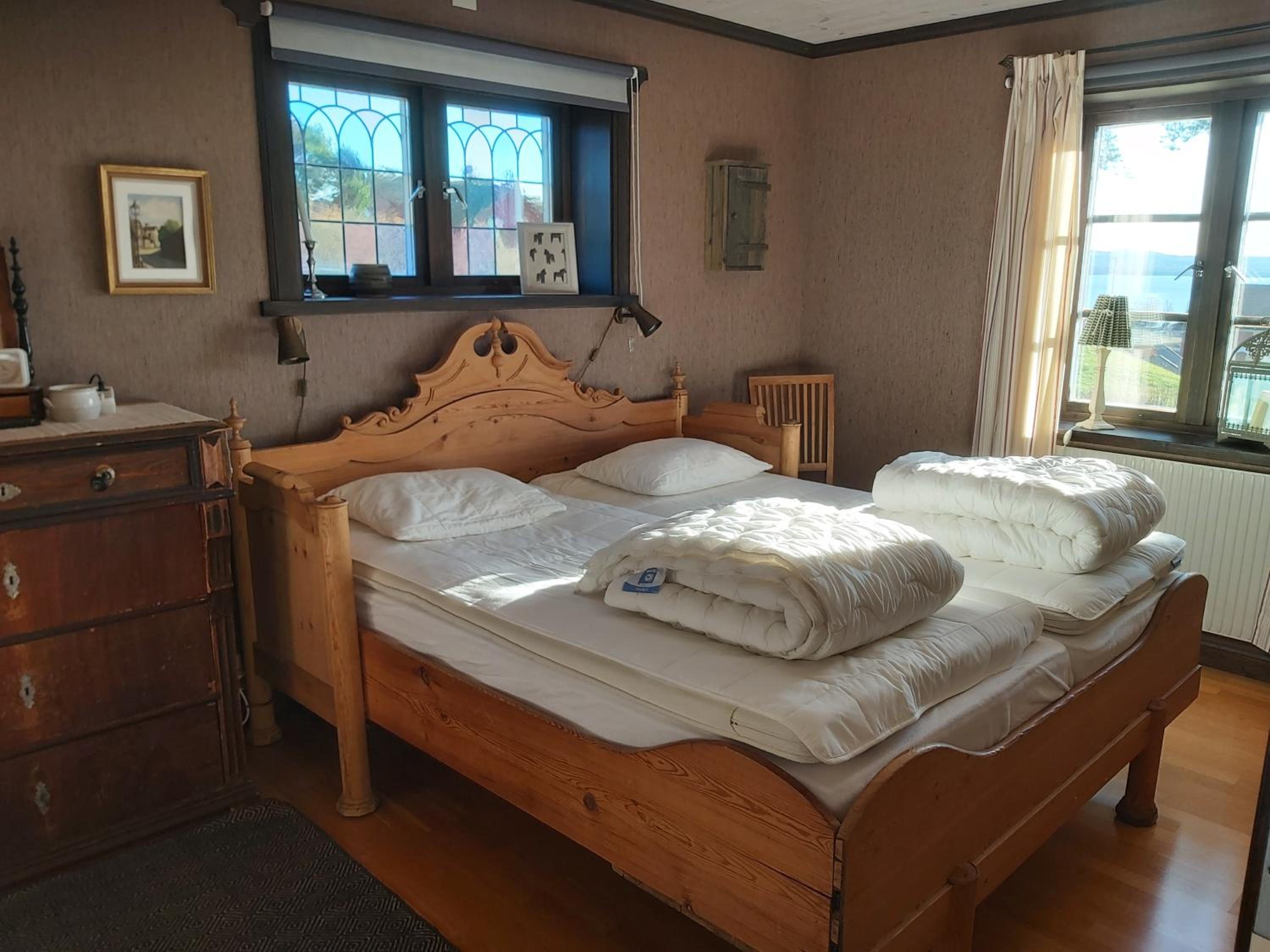 Three-Bedroom House photo 1