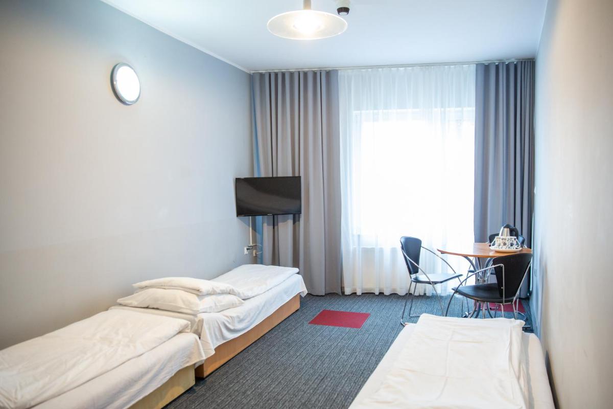 Triple Room with Private Bathroom photo 1