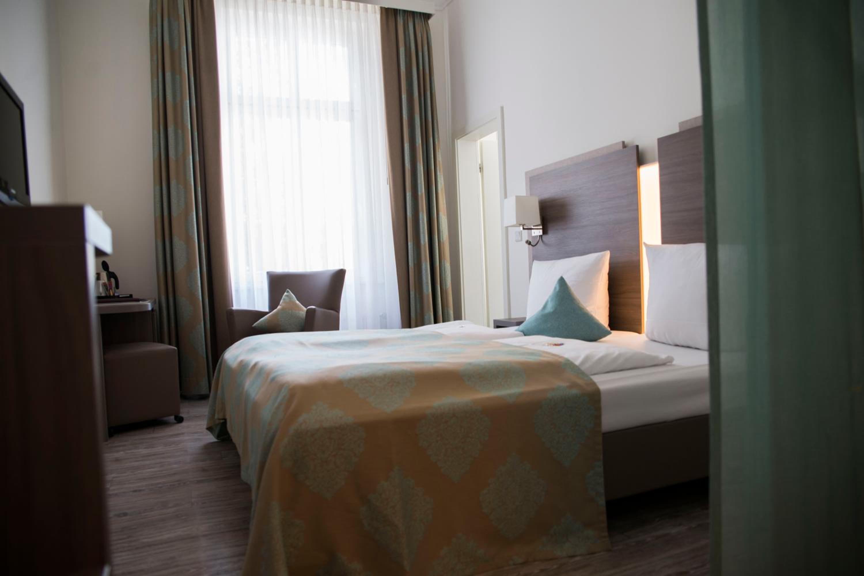 Double Room - Photo 1