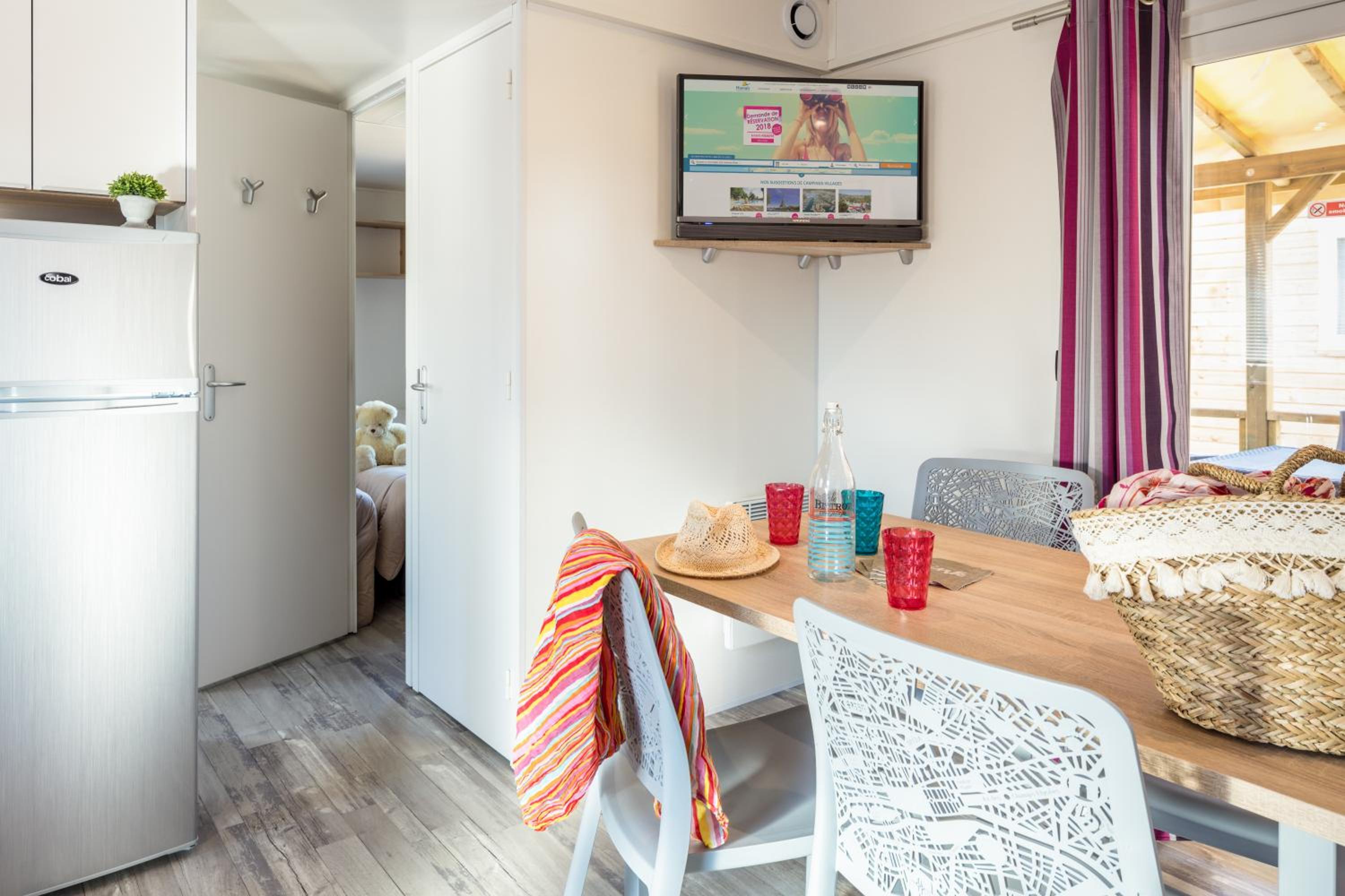 Mobile Home photo 2