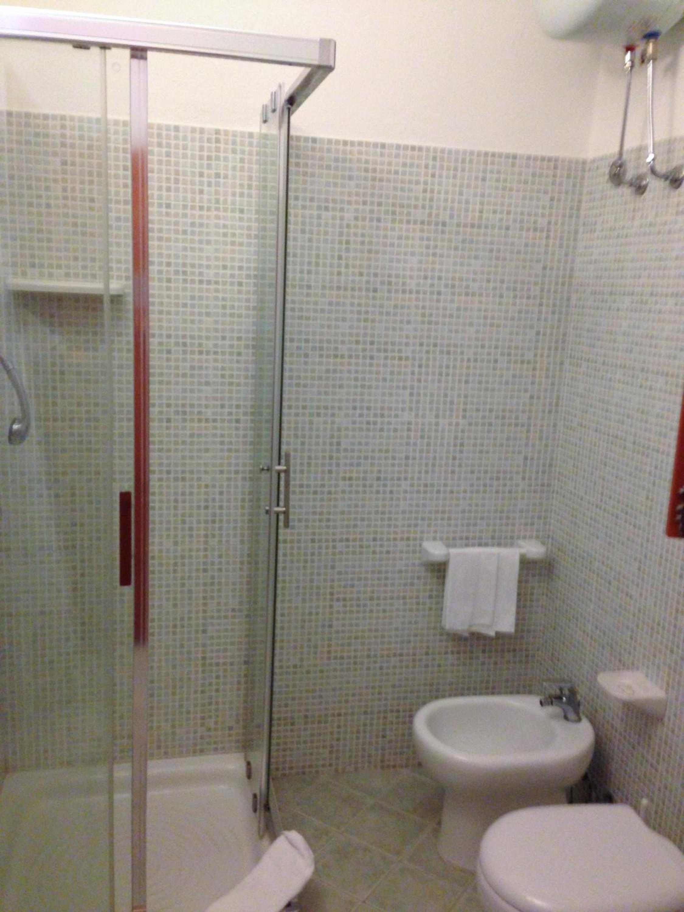 One-Bedroom Apartment (3 Adults) photo 3