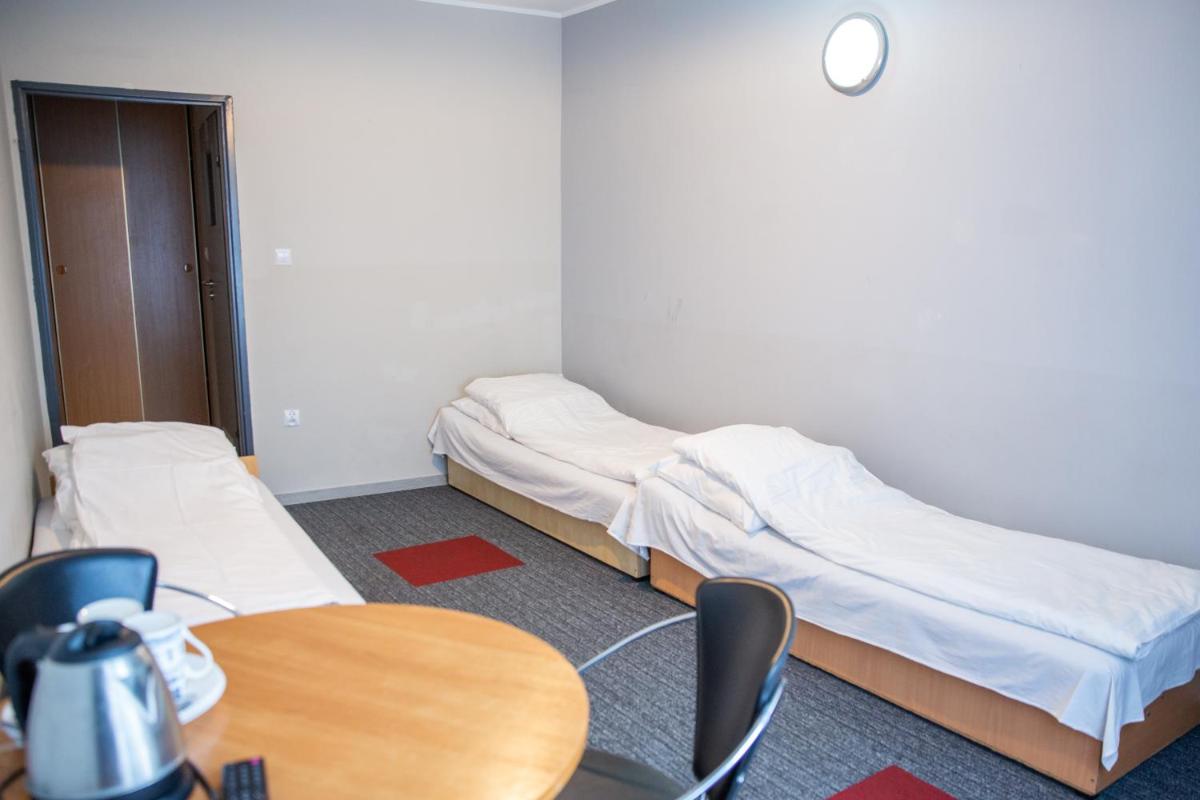 Triple Room with Private Bathroom photo 2
