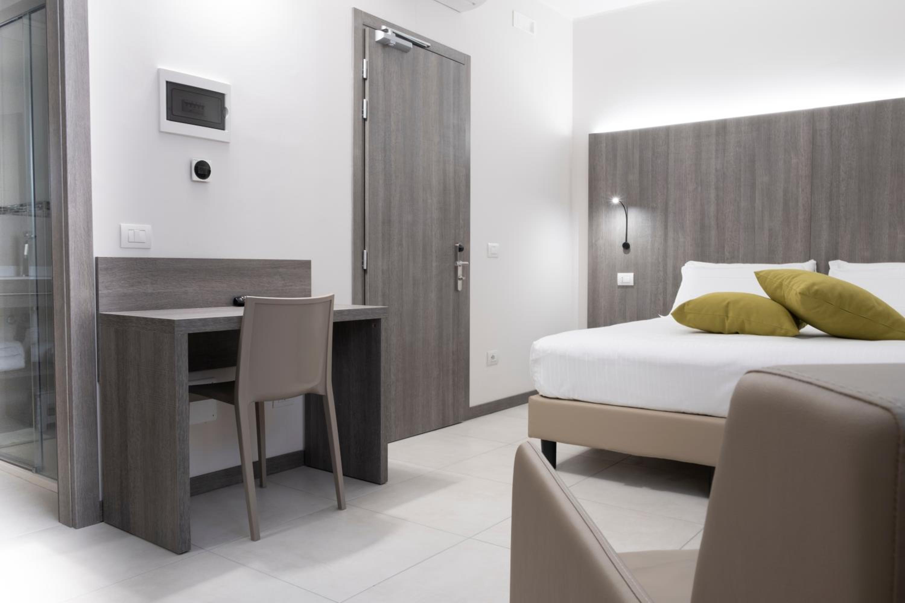 Basic Triple Room