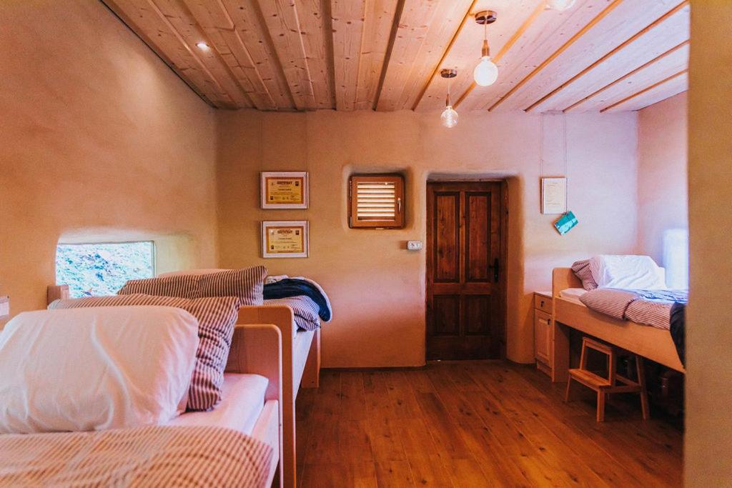 One-Bedroom Apartment - Photo 40