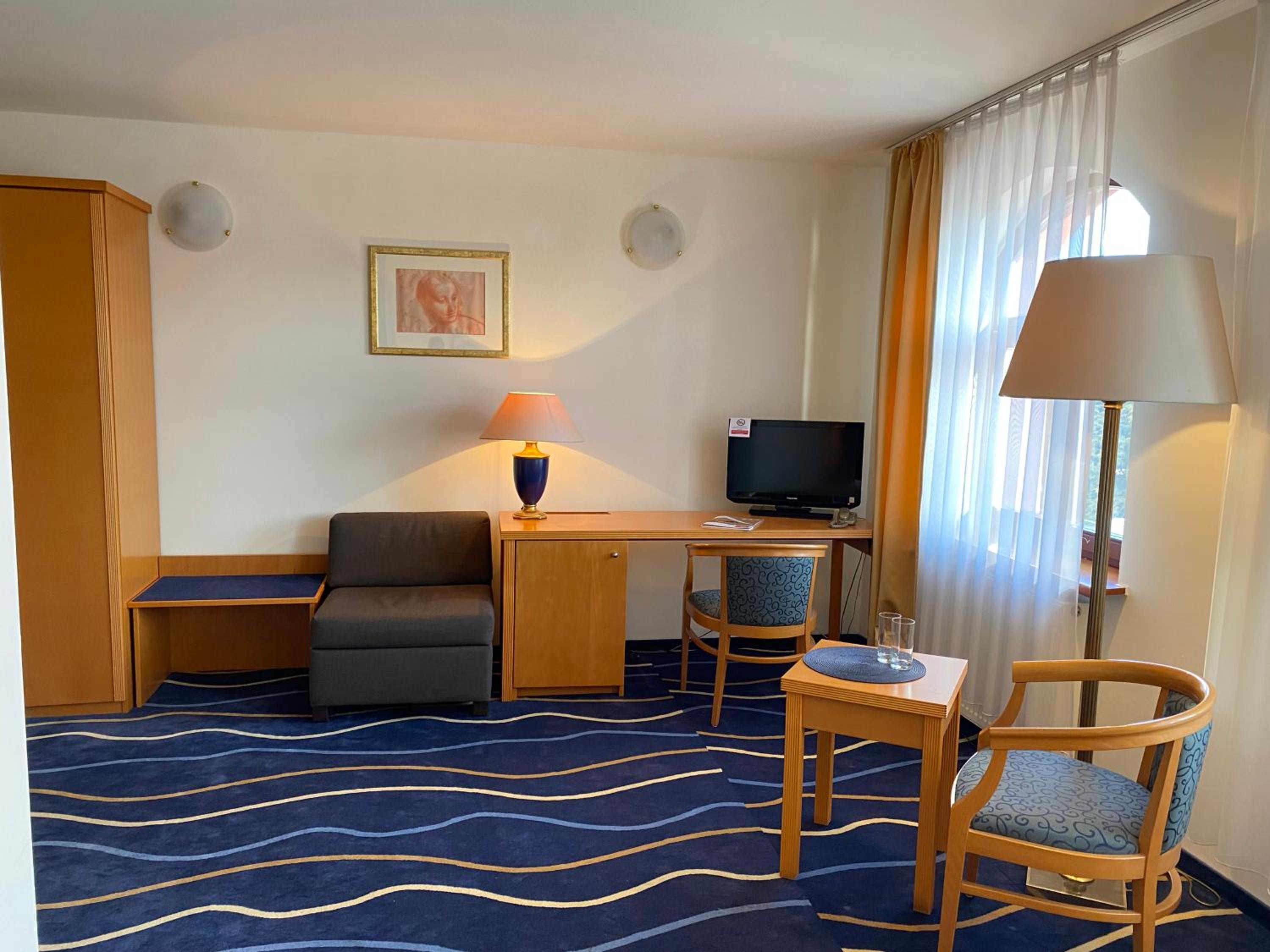 Single Room photo 2