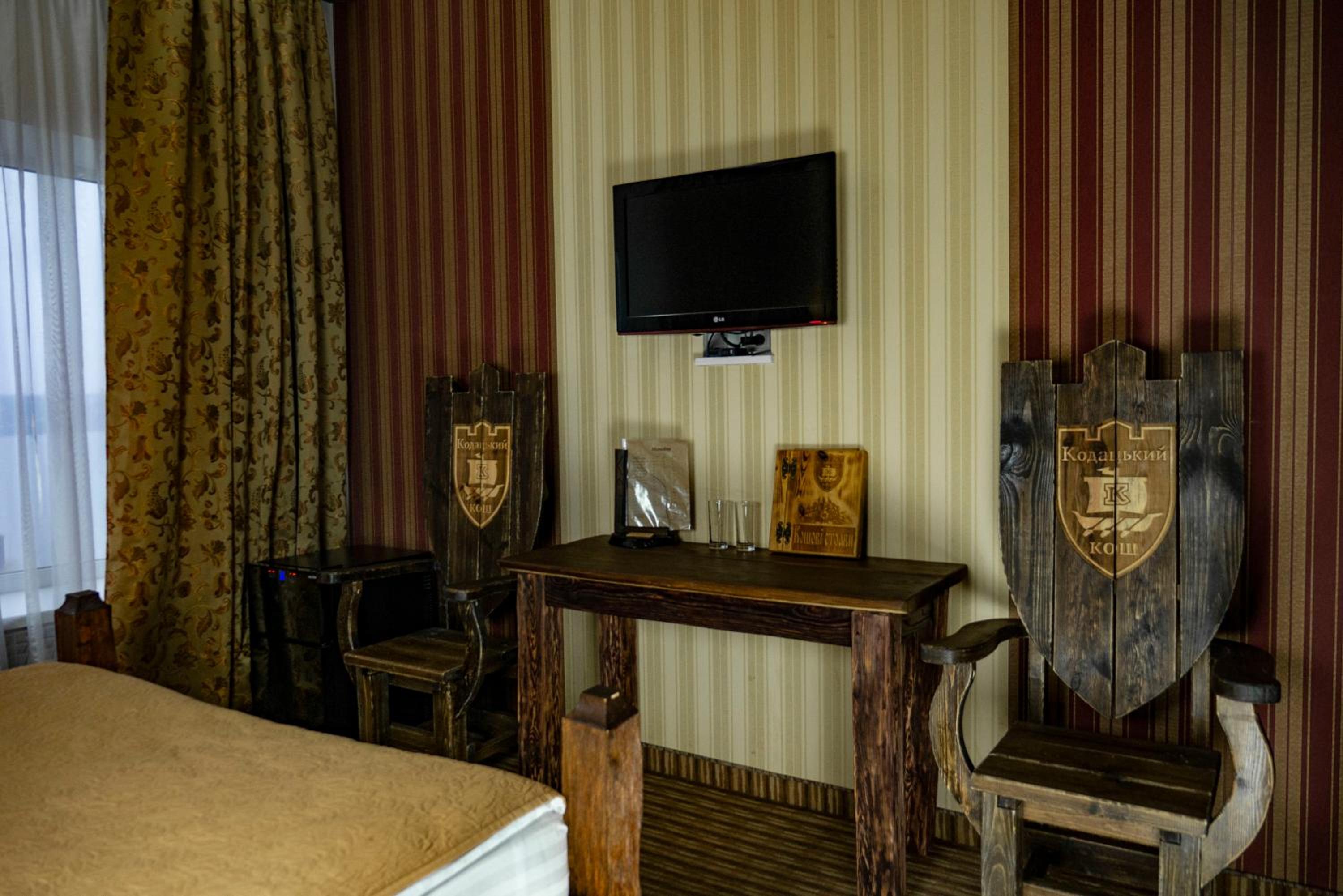 Deluxe King Room photo 2