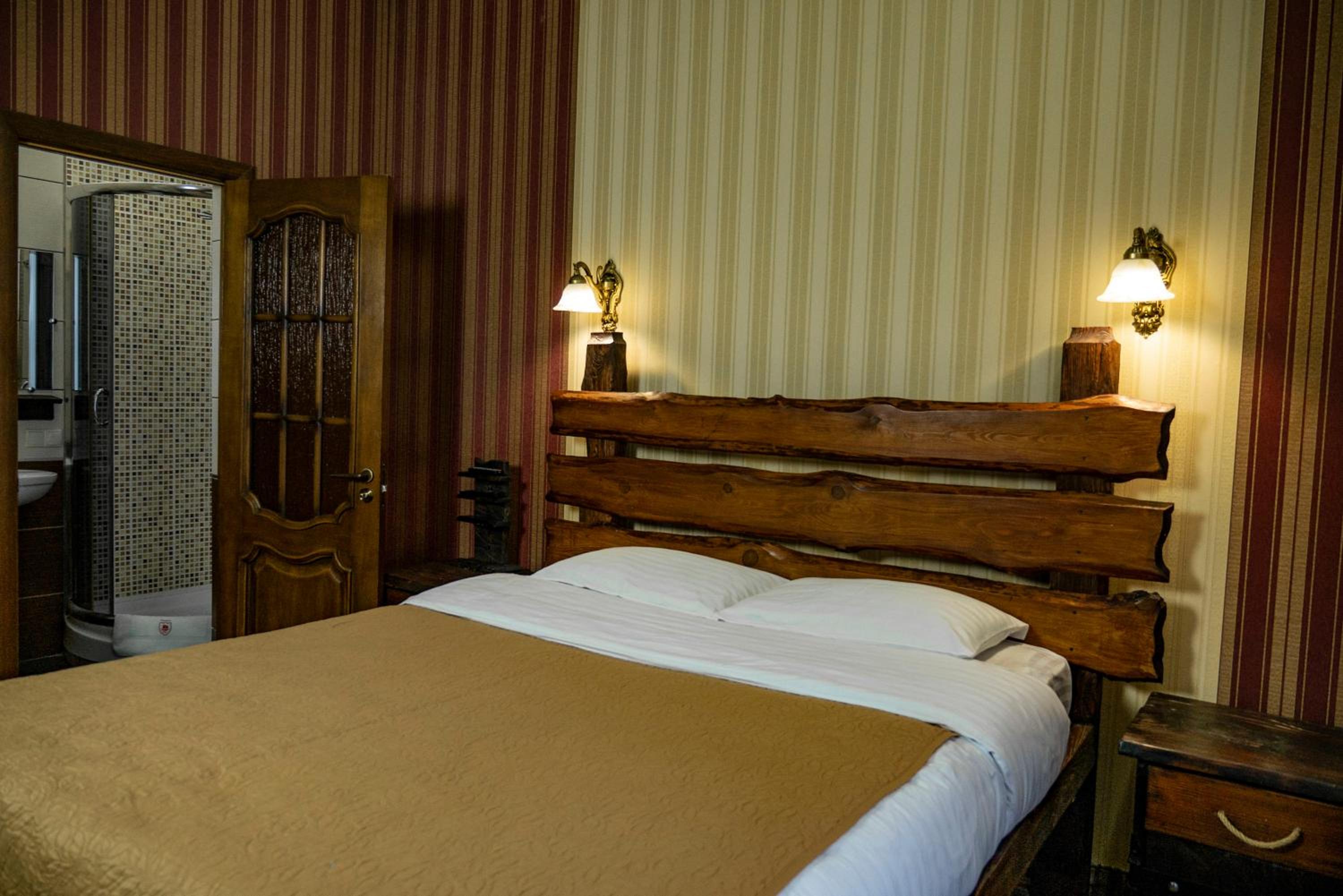 Deluxe King Room photo 3
