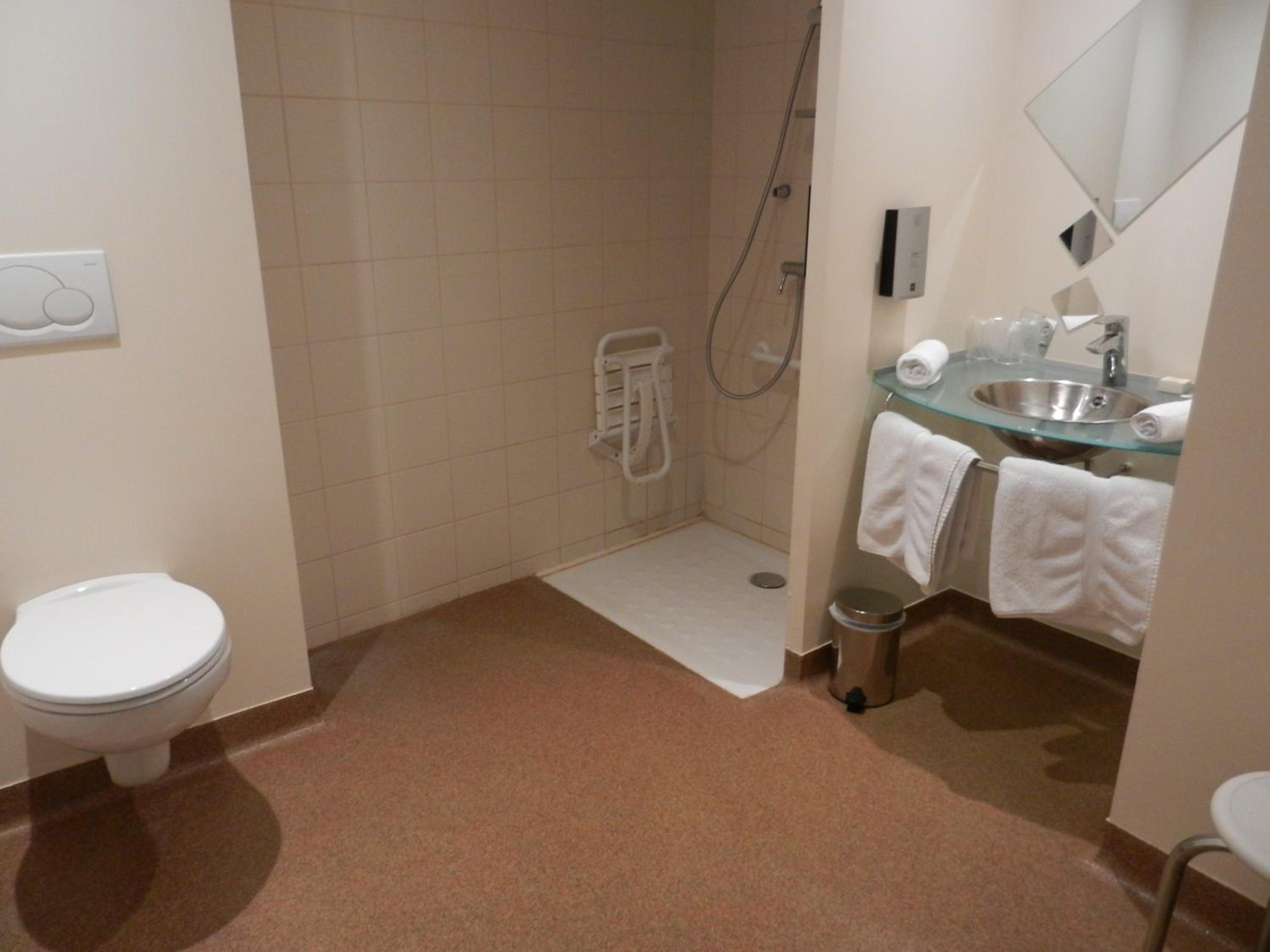 Comfort Twin Room - Photo 4