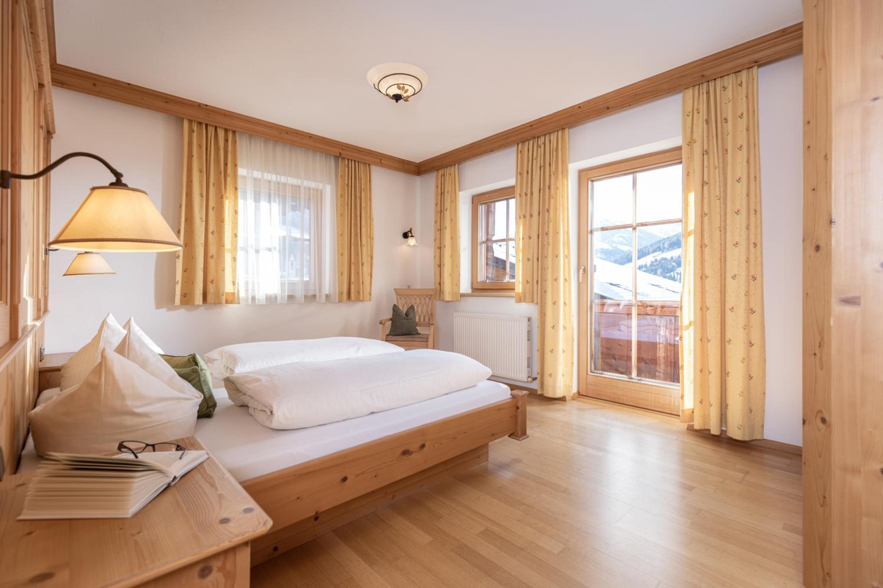 Two-Bedroom Apartment with Balcony photo 1