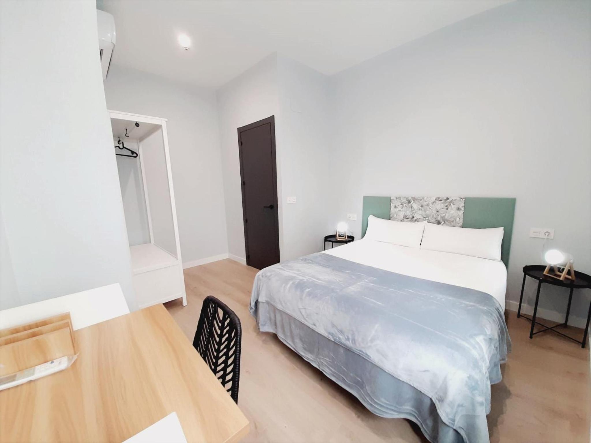 Standard Apartment - Photo 16