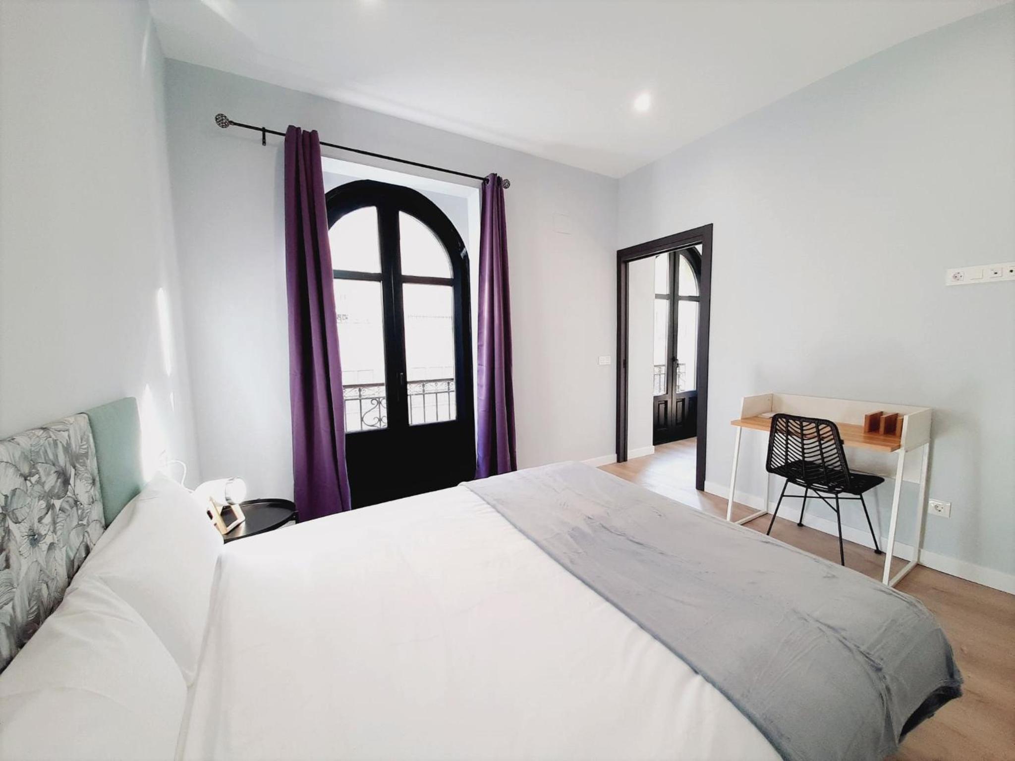 Deluxe Apartment - Photo 11