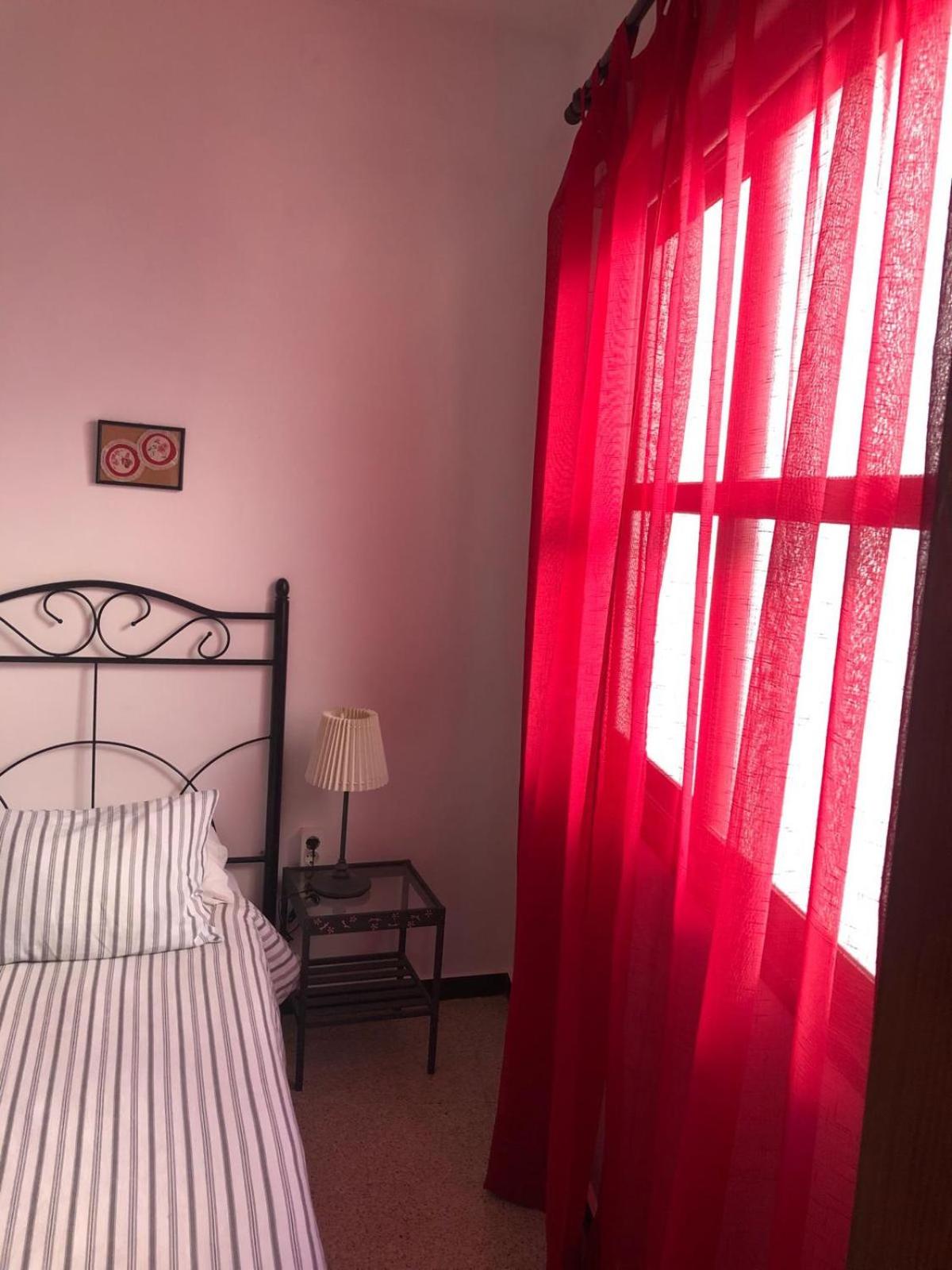 One-Bedroom House - Photo 17