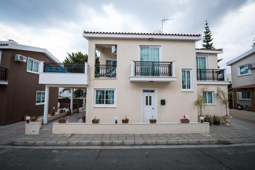 Four-Bedroom Villa