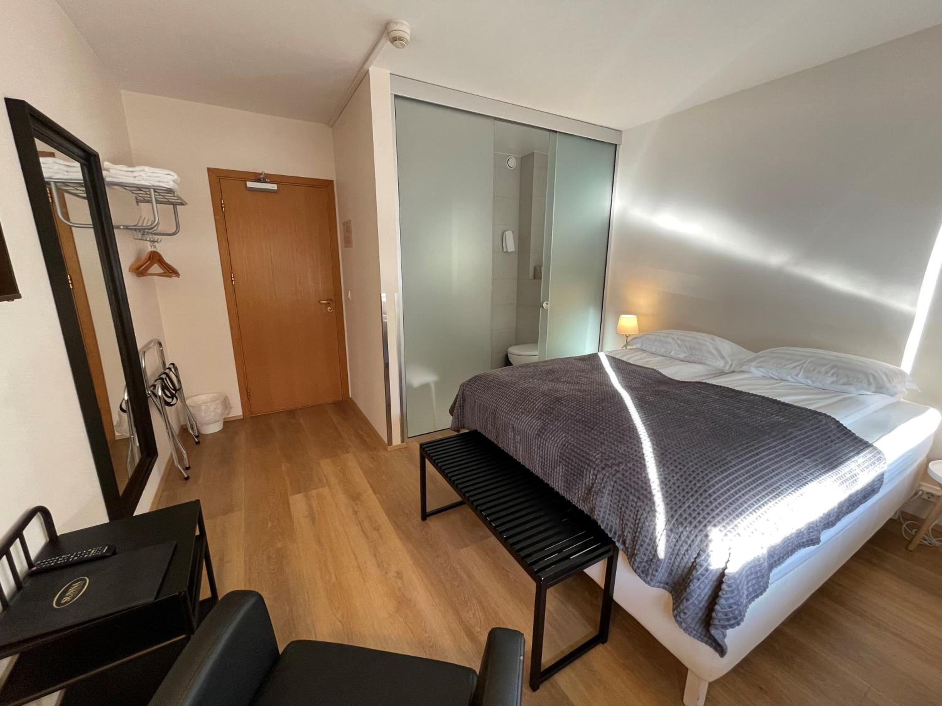 Twin Room with Private Bathroom