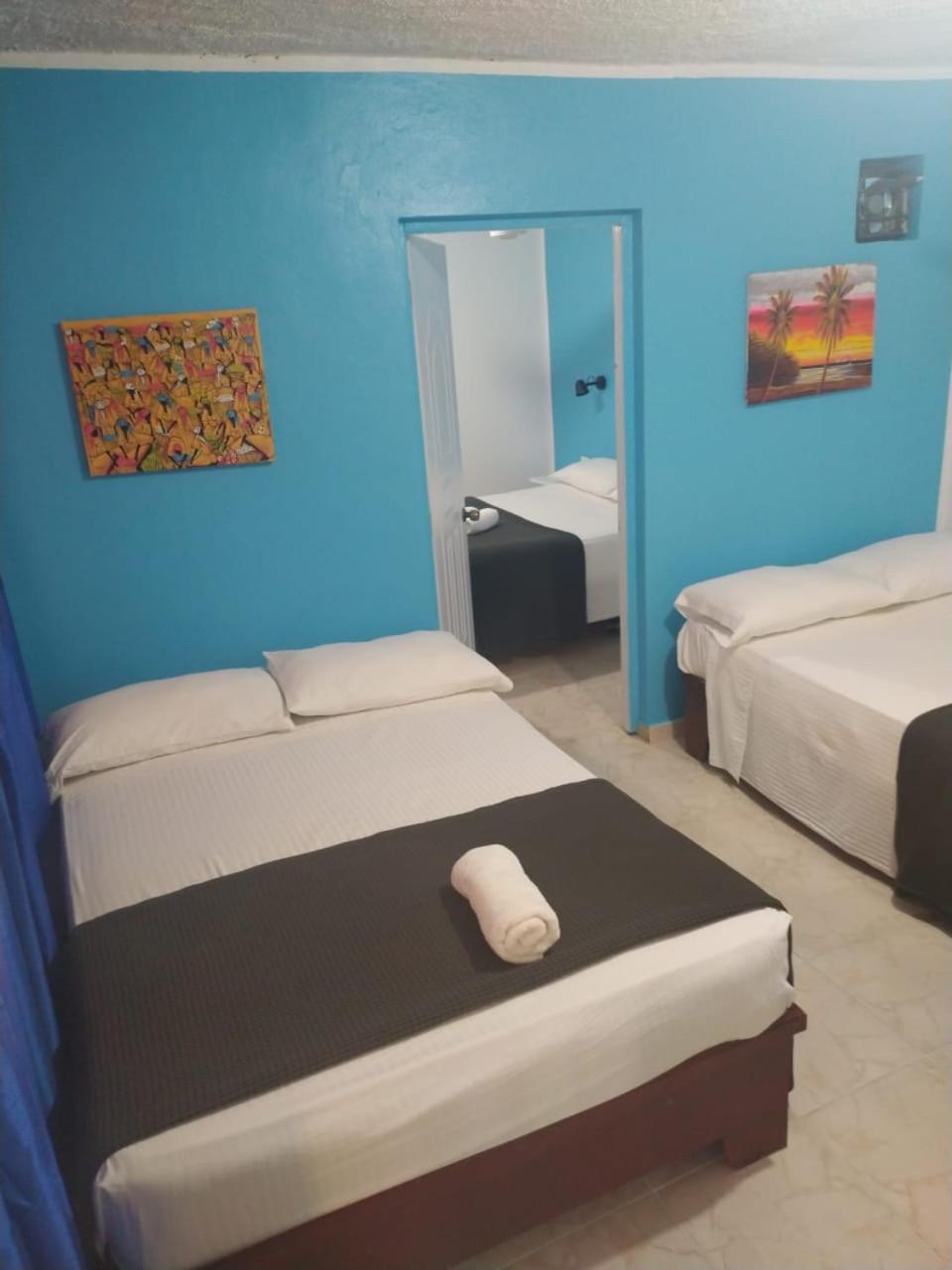 Quadruple Room with Private Bathroom photo 1
