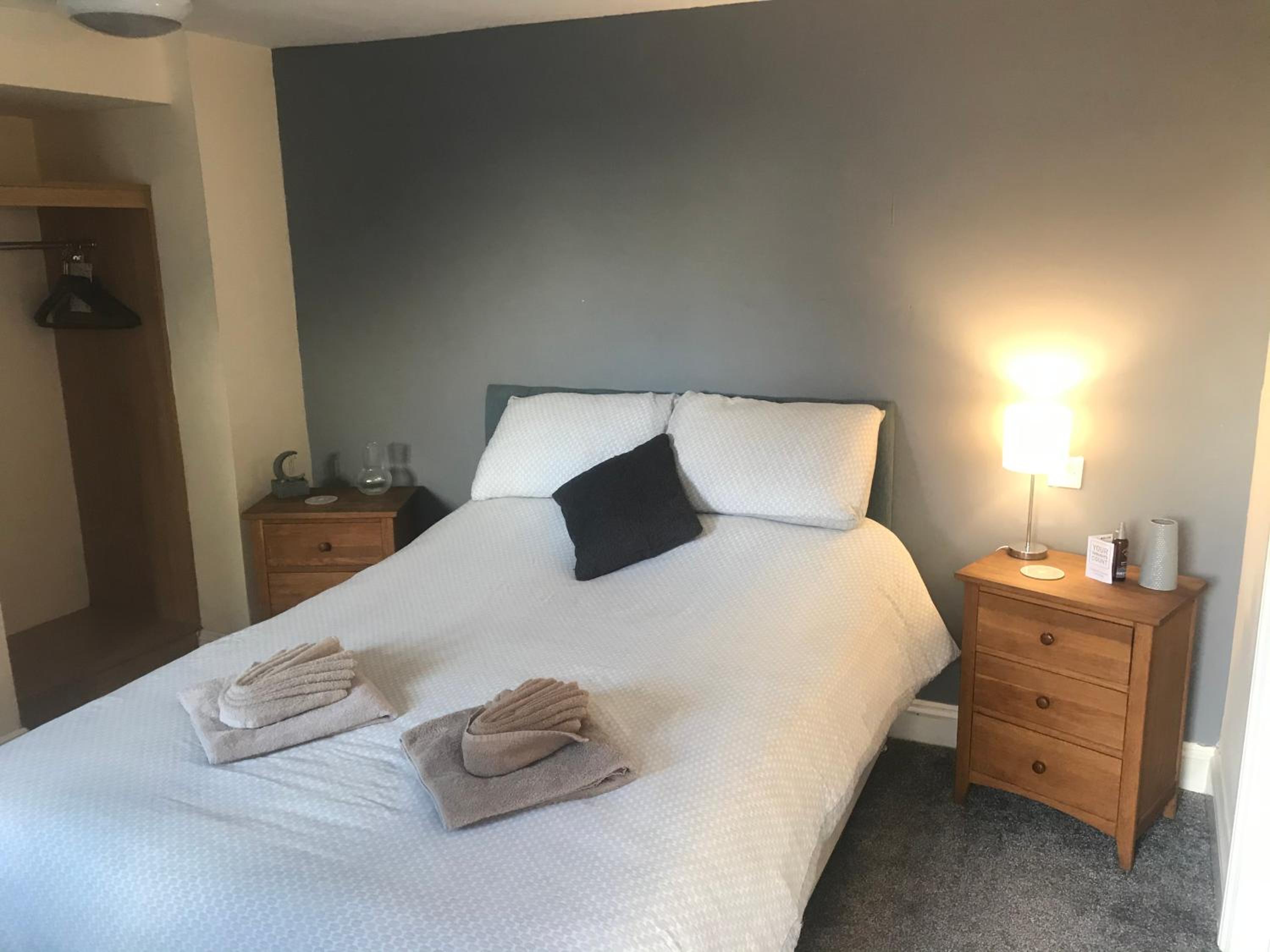 Double Room with Private Bathroom - Photo 1