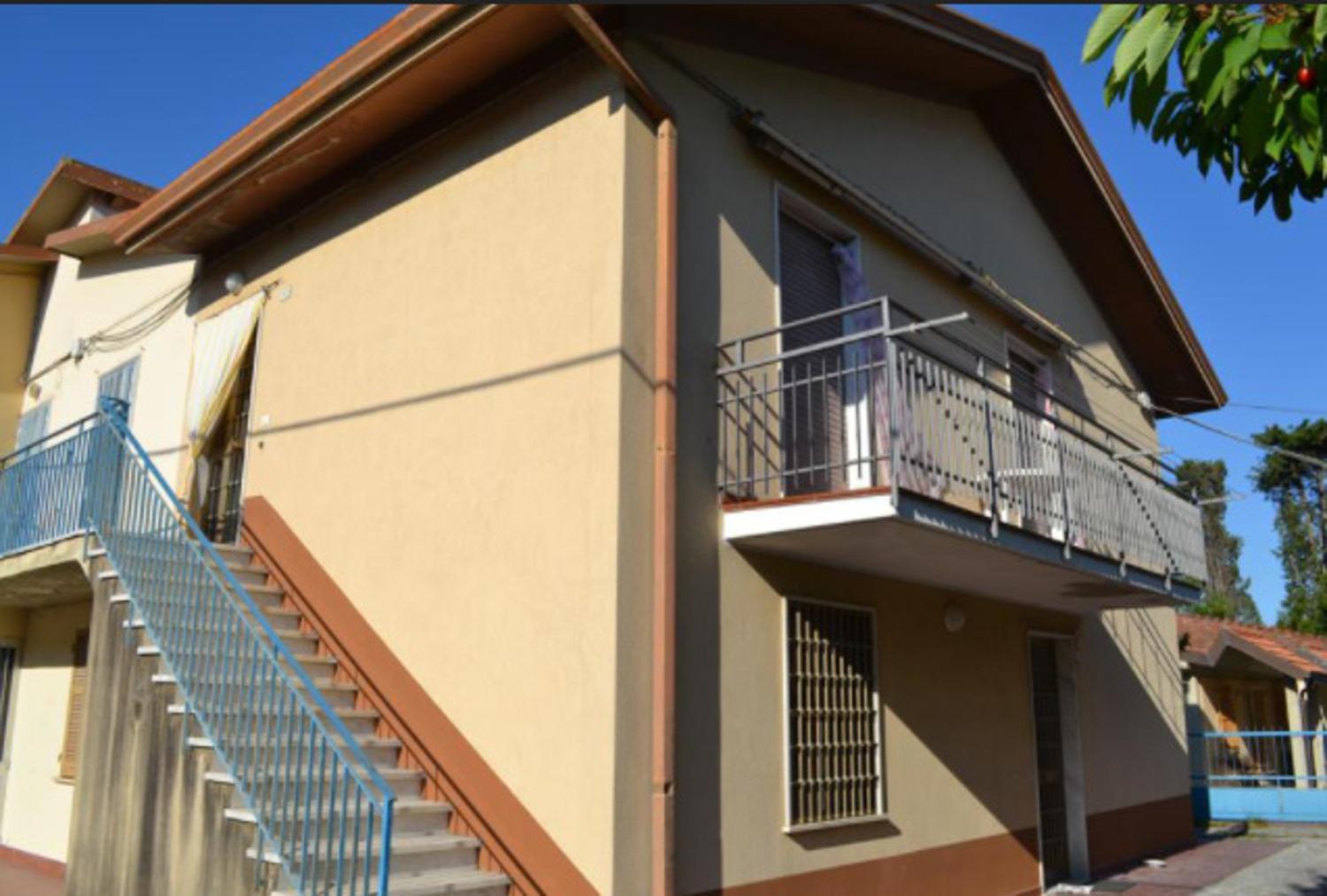 Two-Bedroom Deluxe Apartment with Balcony photo 2