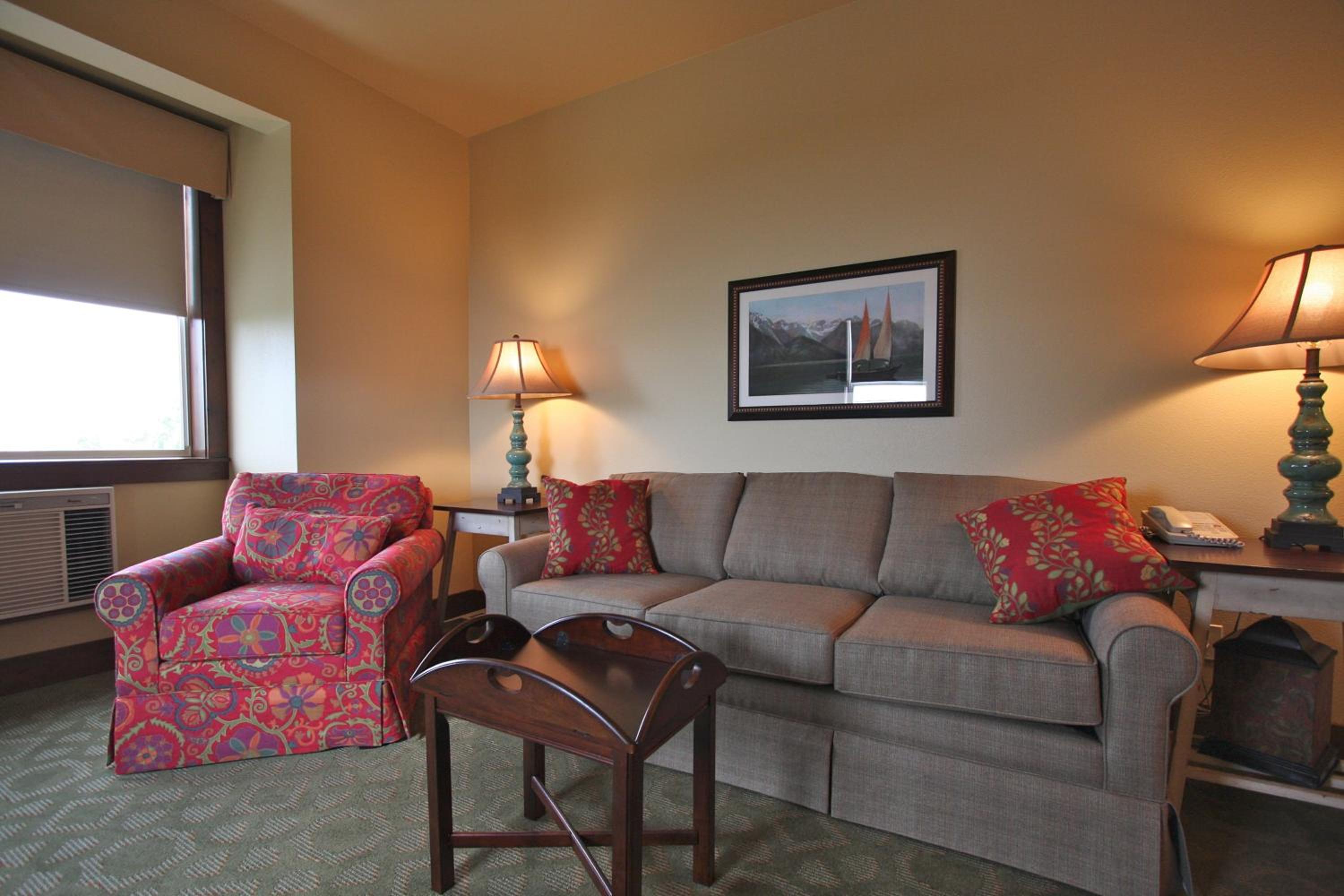 One-Bedroom Suite - Non-Smoking - Photo 1