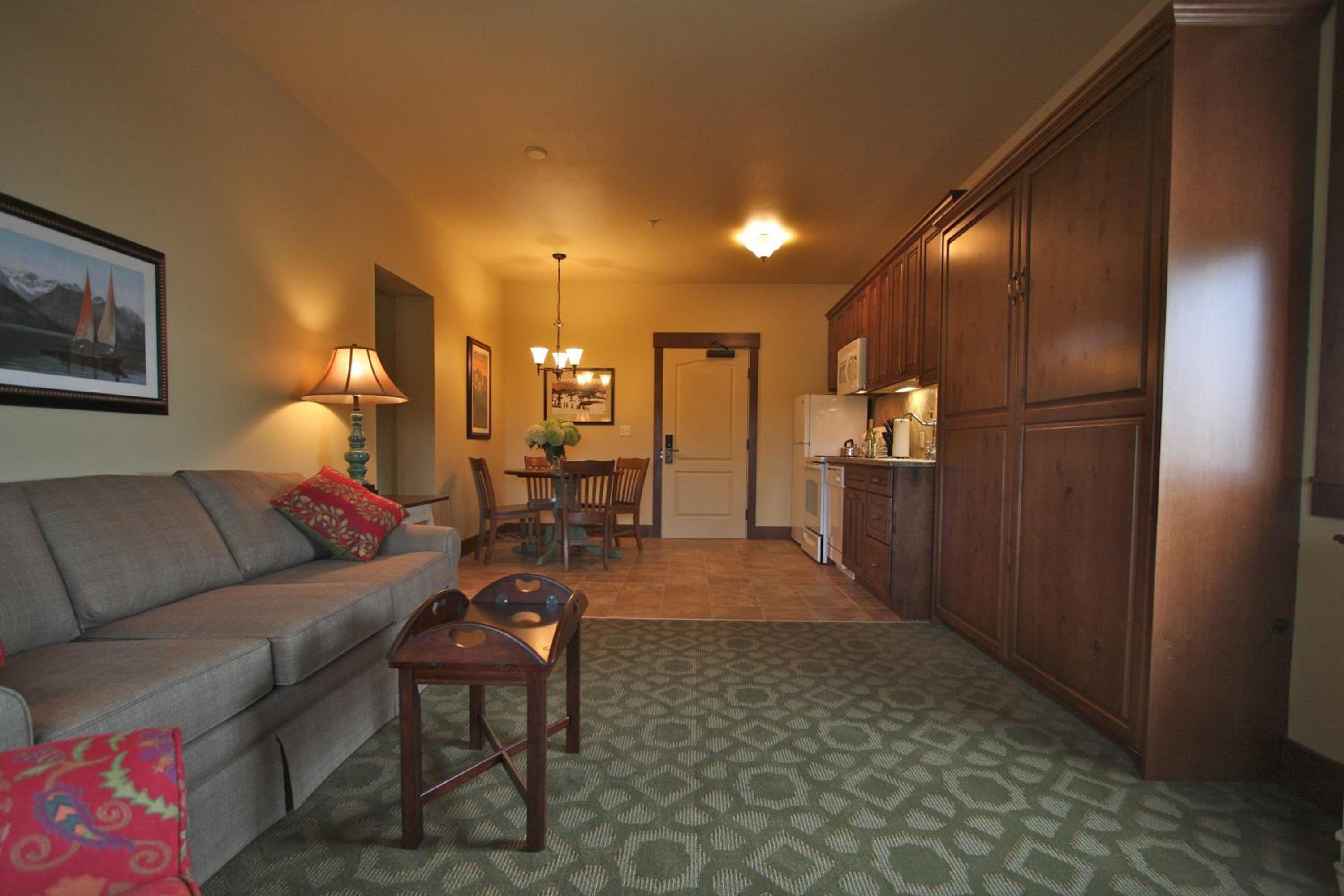 One-Bedroom Suite - Non-Smoking - Photo 6